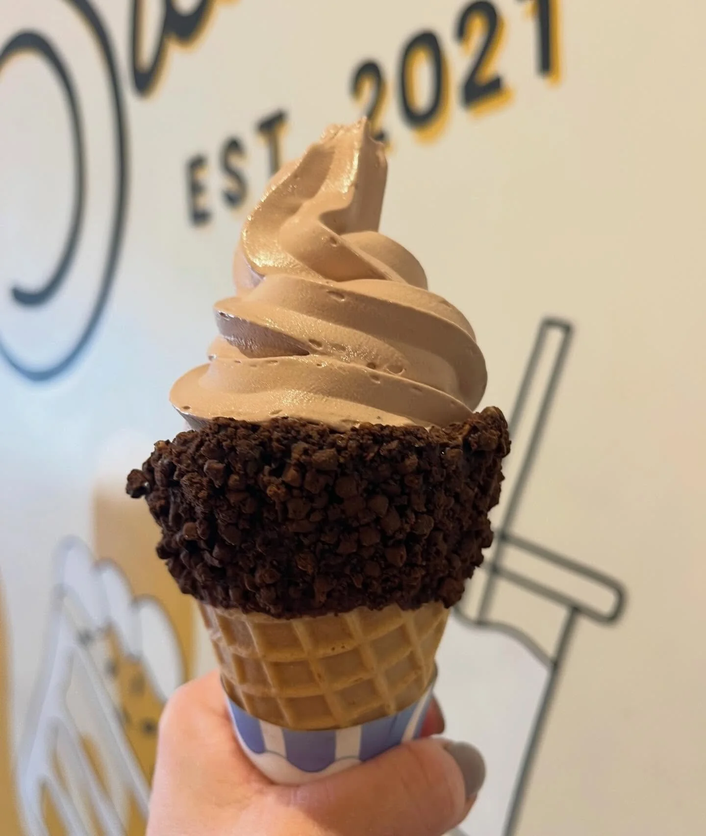 Holy moly it&rsquo;s ice cream weather for sure! ☀️ 
⠀⠀⠀⠀⠀⠀⠀⠀⠀⠀⠀⠀⠀⠀⠀⠀⠀⠀ 
⠀⠀⠀⠀⠀⠀⠀⠀⠀⠀⠀⠀⠀⠀⠀⠀⠀⠀
⠀⠀⠀⠀⠀⠀⠀⠀⠀⠀⠀⠀⠀⠀⠀⠀⠀⠀
⠀⠀⠀⠀⠀⠀⠀⠀⠀⠀⠀⠀⠀⠀⠀⠀⠀⠀

Come on by!
❄️Sun: Noon-9pm
❄️Mon: Closed
❄️Tues-Thur: 1pm-9pm
❄️Fri: 1pm-10pm
❄️Sat: Noon-10pm
Or get it delivered wit