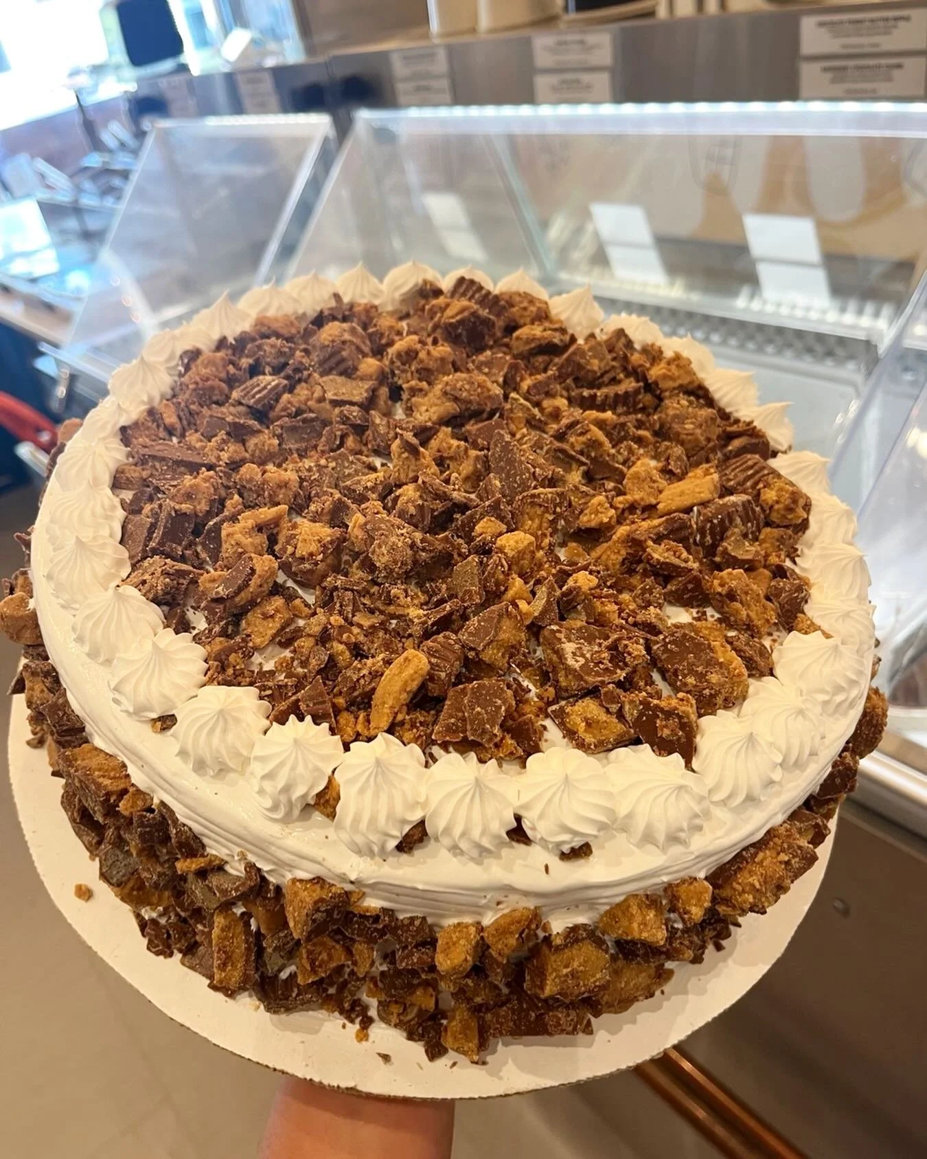 Celebrating today? We&rsquo;re stocked up on ICE CREAM CAKES! 
⠀⠀⠀⠀⠀⠀⠀⠀⠀⠀⠀⠀⠀⠀⠀⠀⠀⠀ 
⠀⠀⠀⠀⠀⠀⠀⠀⠀⠀⠀⠀⠀⠀⠀⠀⠀⠀
⠀⠀⠀⠀⠀⠀⠀⠀⠀⠀⠀⠀⠀⠀⠀⠀⠀⠀
⠀⠀⠀⠀⠀⠀⠀⠀⠀⠀⠀⠀⠀⠀⠀⠀⠀⠀

Come on by!
🌷Sun: Noon-9pm
🌷Mon-Thur: 1pm-9pm
🌷Fri: 1pm-10pm
🌷Sat: Noon-10pm
⠀⠀⠀⠀⠀⠀⠀⠀⠀⠀⠀⠀⠀⠀⠀⠀⠀⠀
⠀⠀⠀⠀⠀⠀⠀⠀⠀