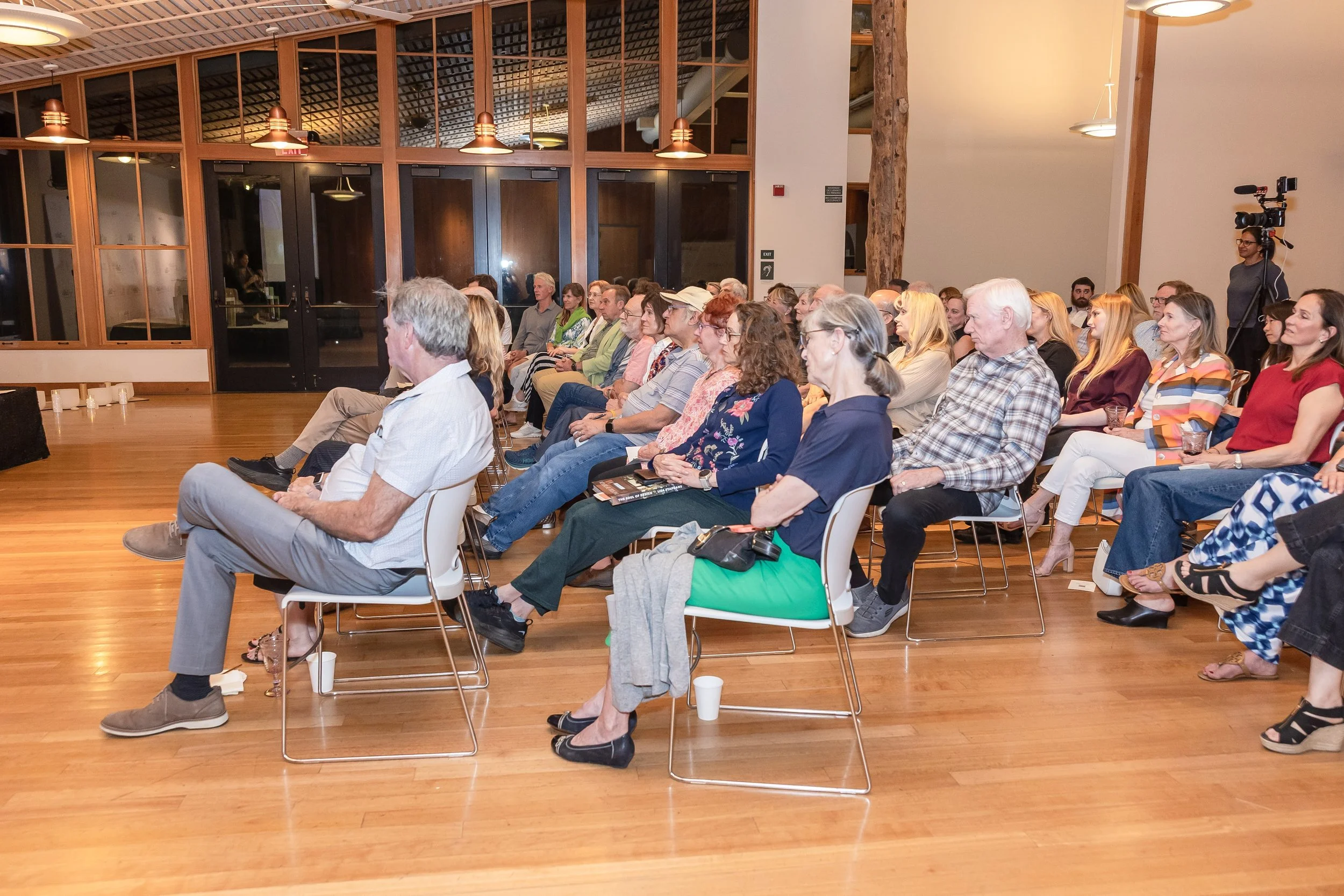 Village Talks #4-9405.jpg