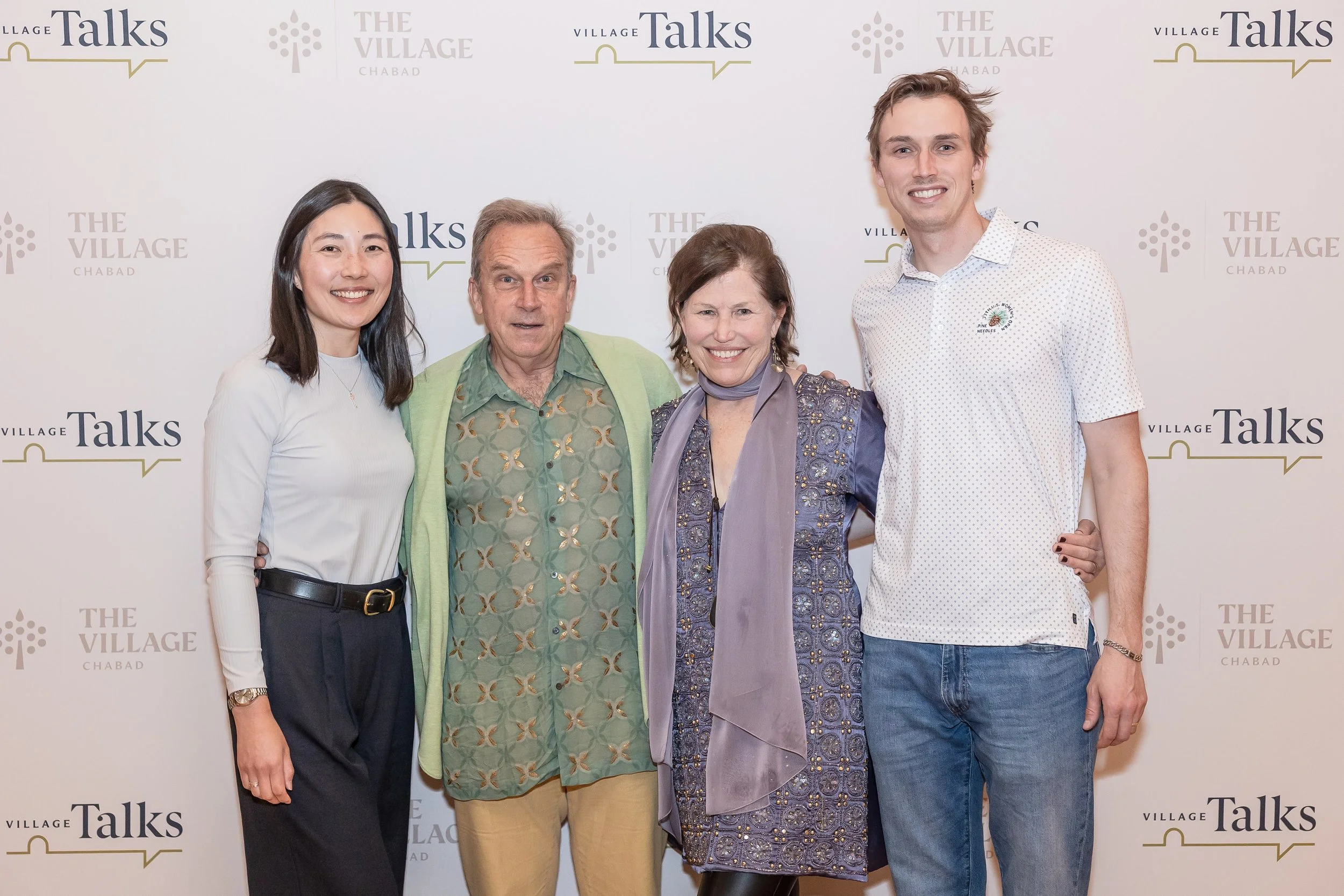 Village Talks #4-9278.jpg