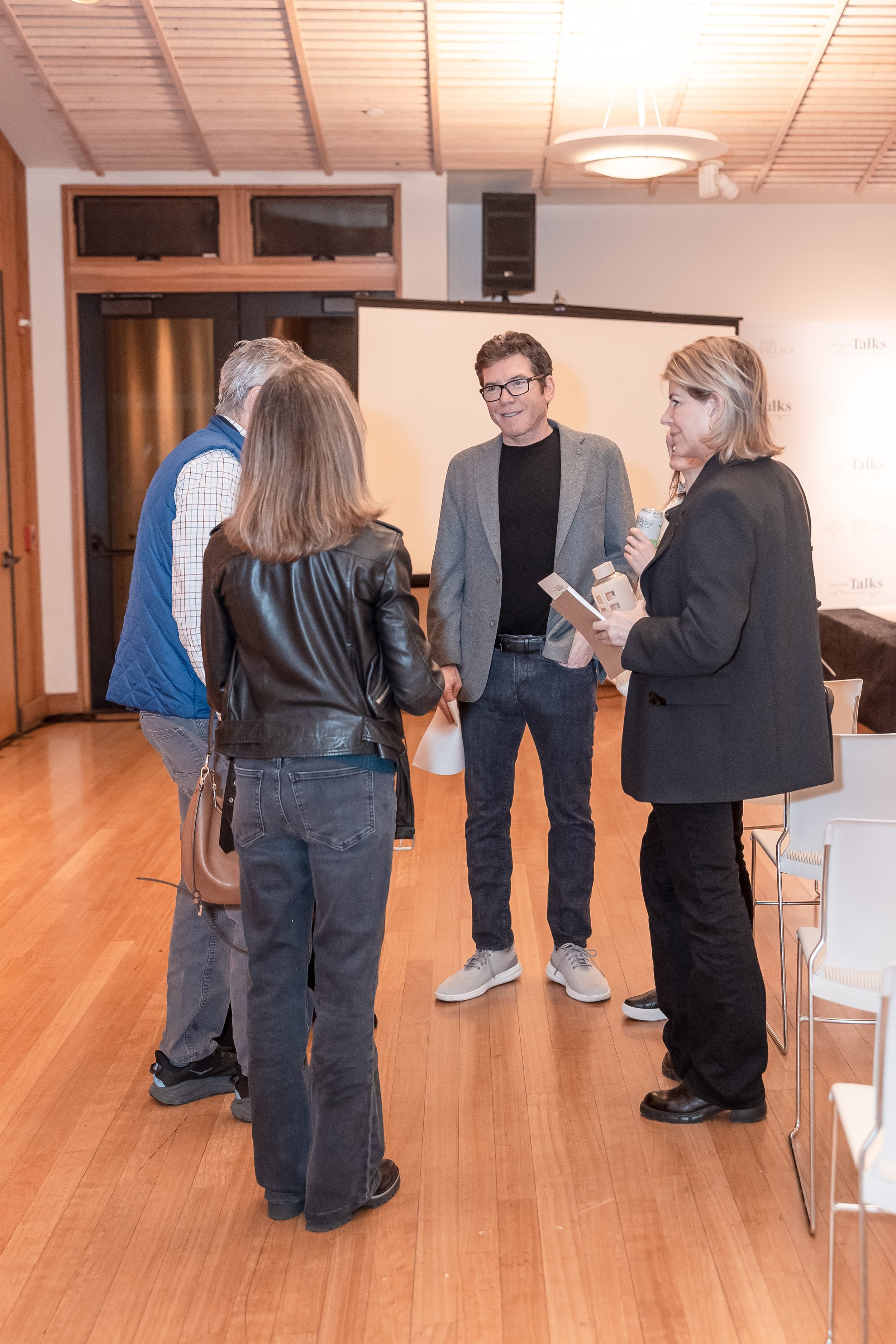 Village Talks #3-9123.jpg