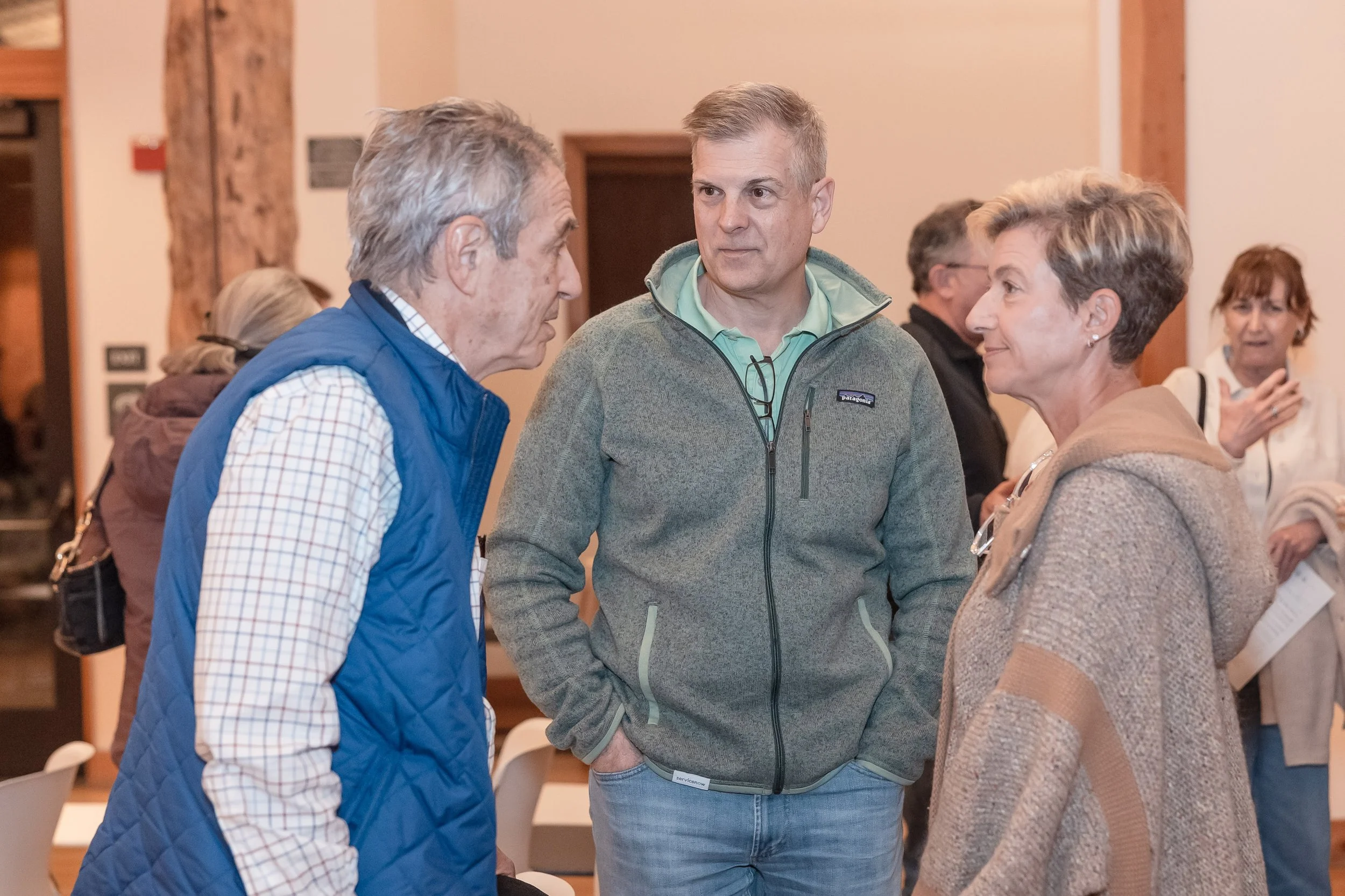 Village Talks #3-9020.jpg