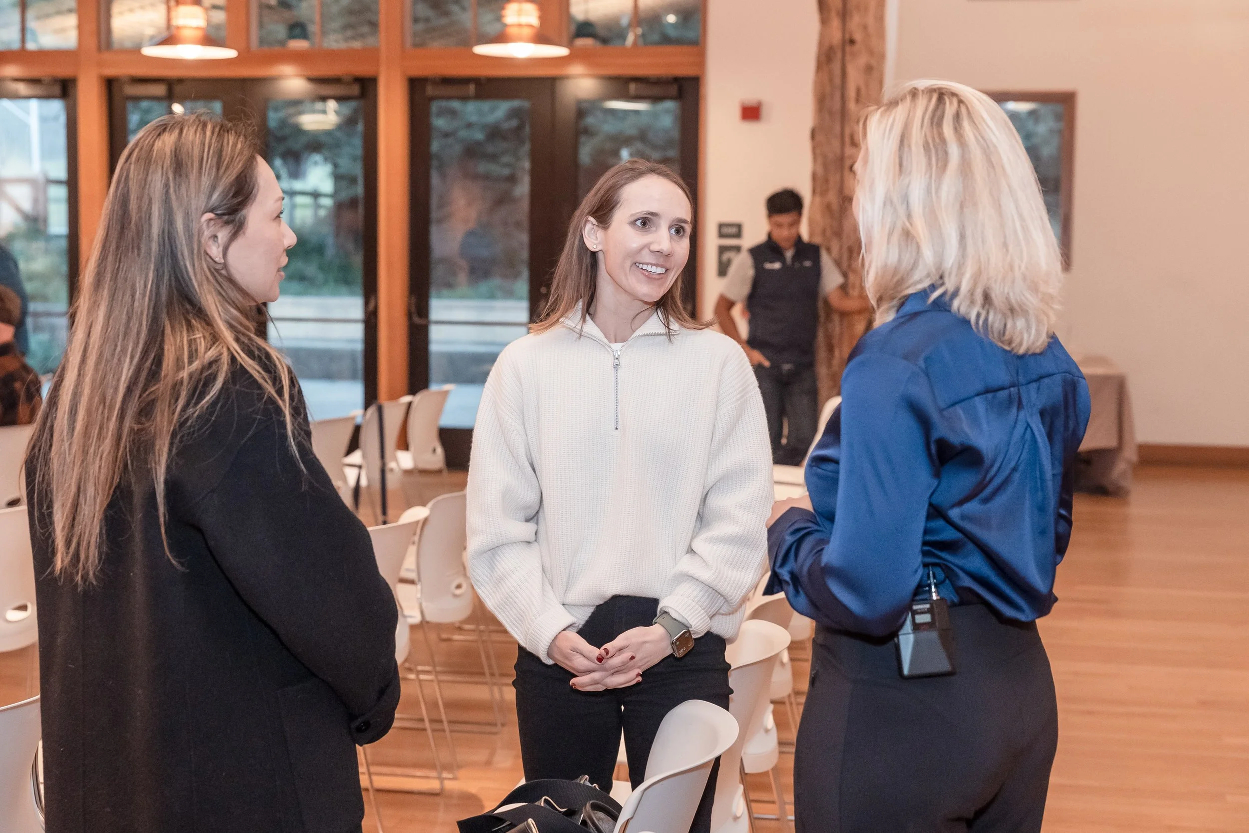 Village Talks #3-8649.jpg