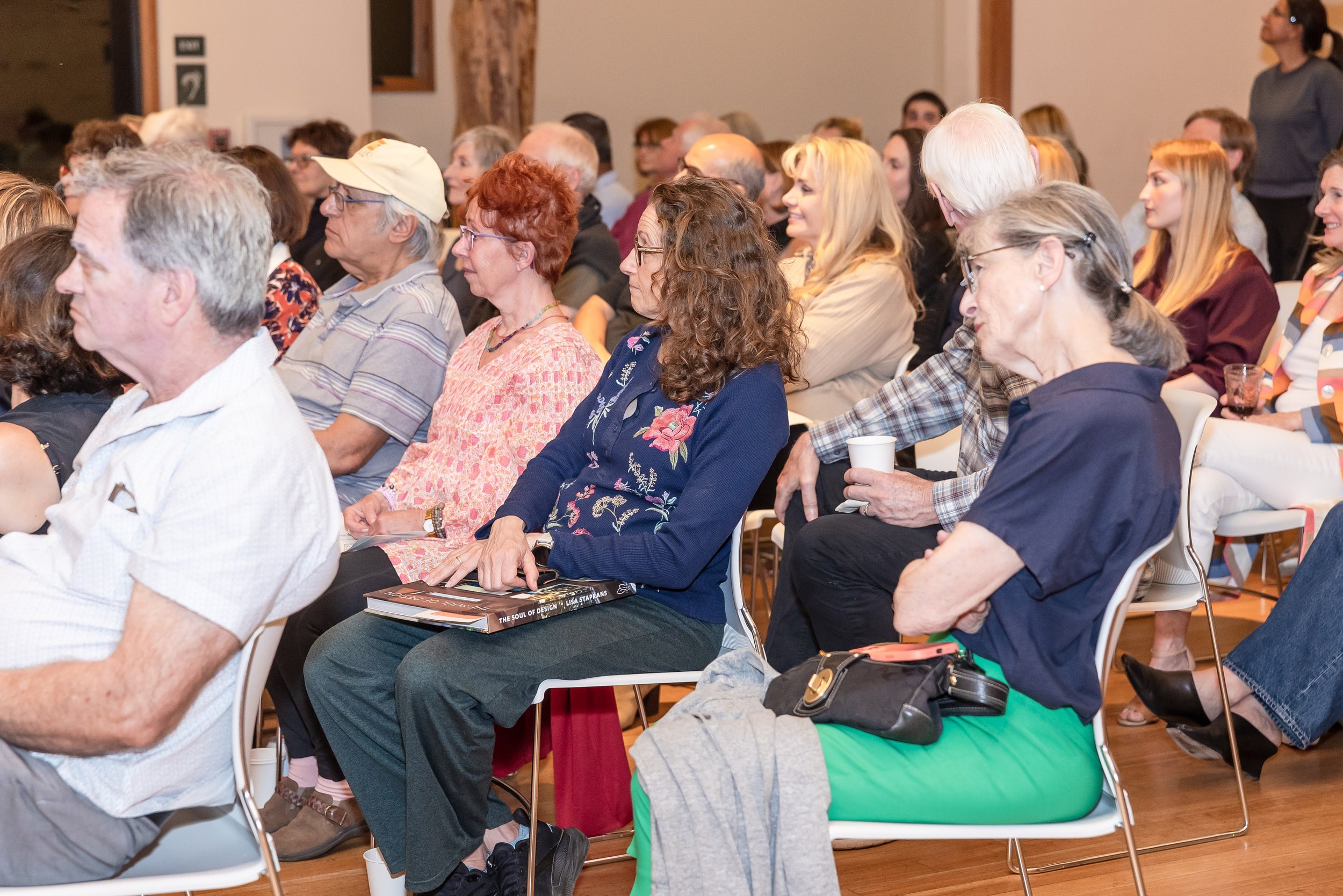 Village Talks #4-9391.jpg