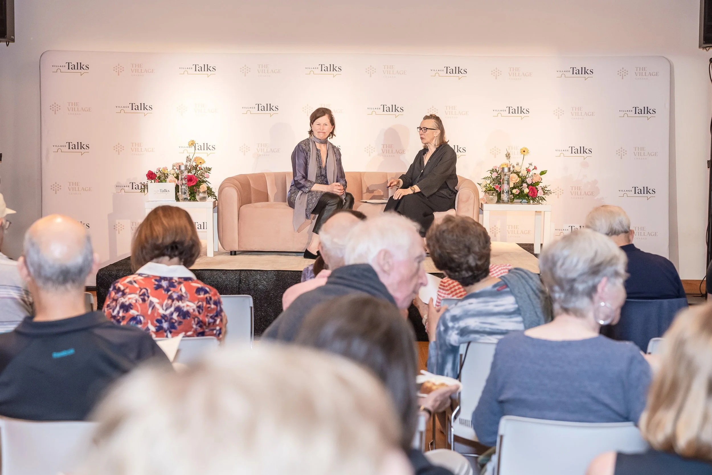 Village Talks #4-9289.jpg