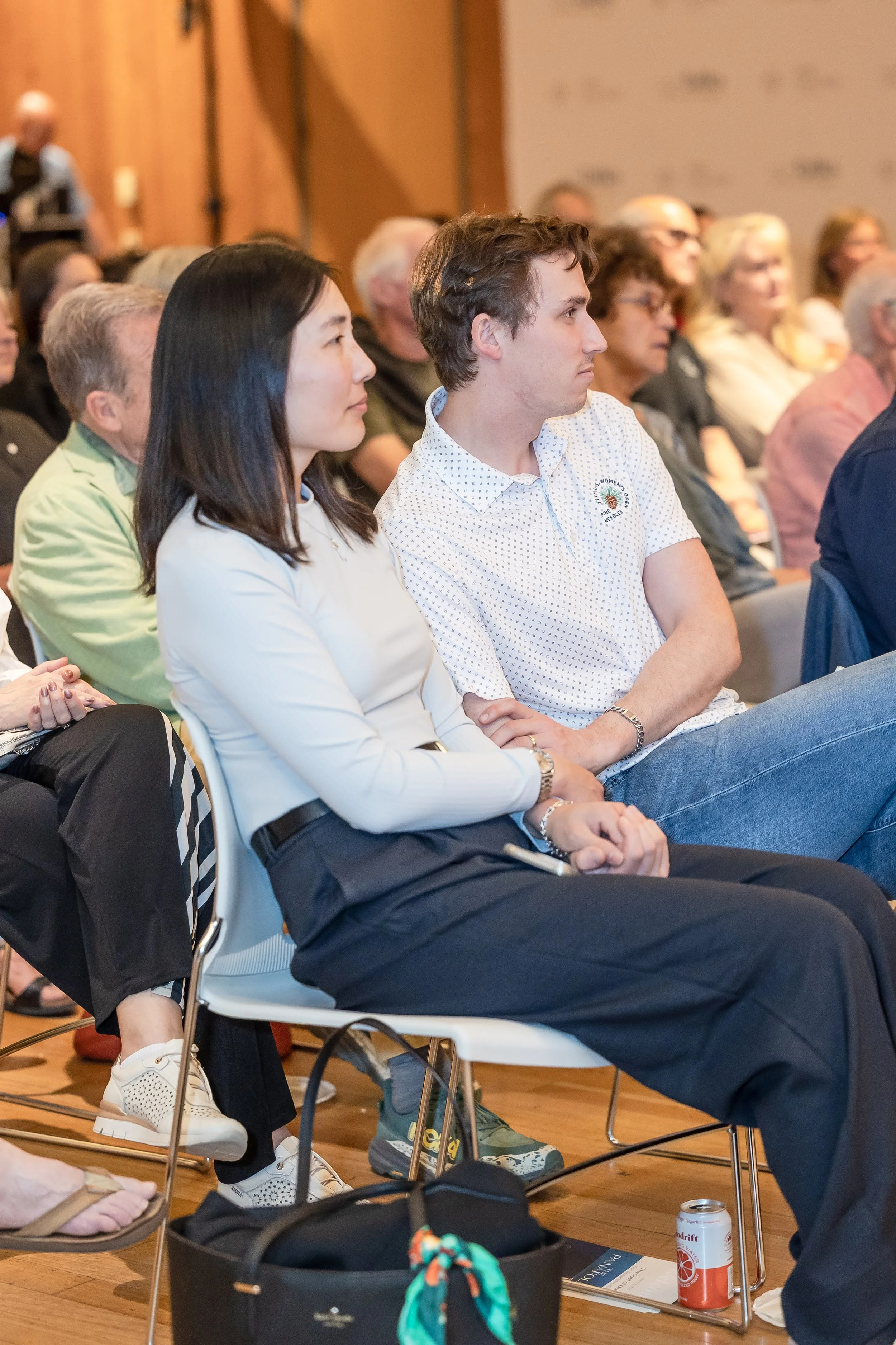 Village Talks #4-9529.jpg