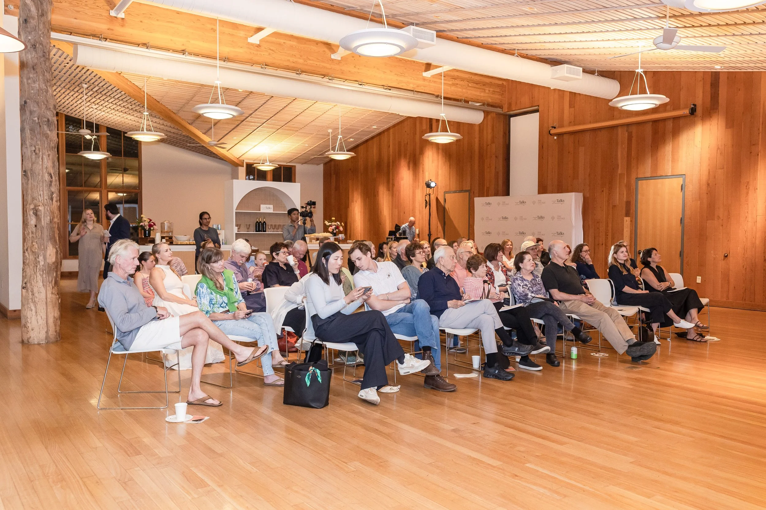 Village Talks #4-9336.jpg