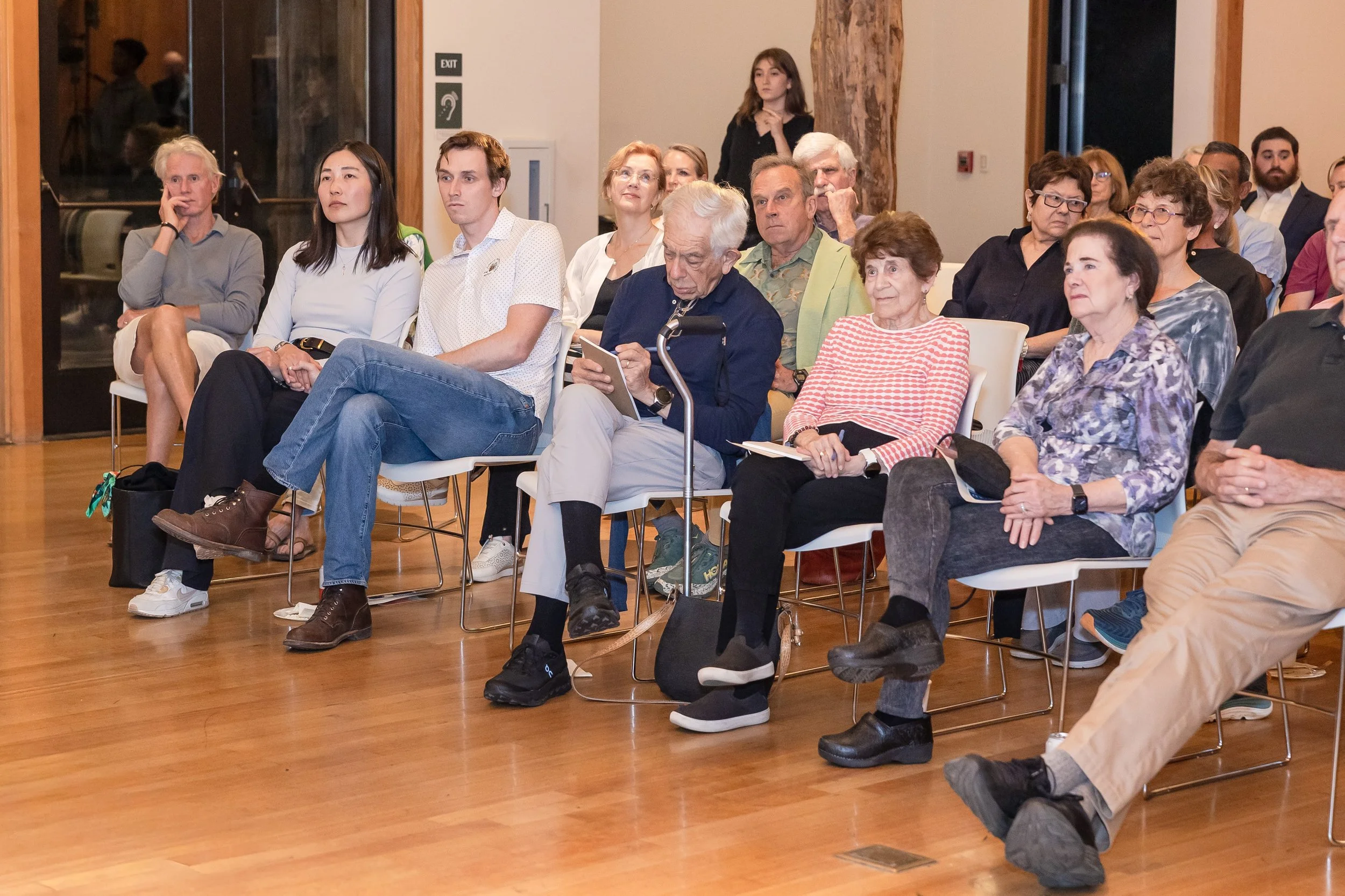 Village Talks #4-9376.jpg