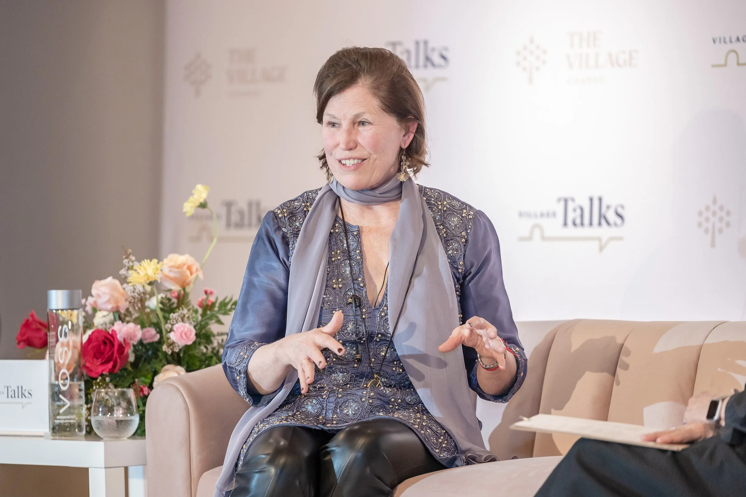 Village Talks #4-9492.jpg