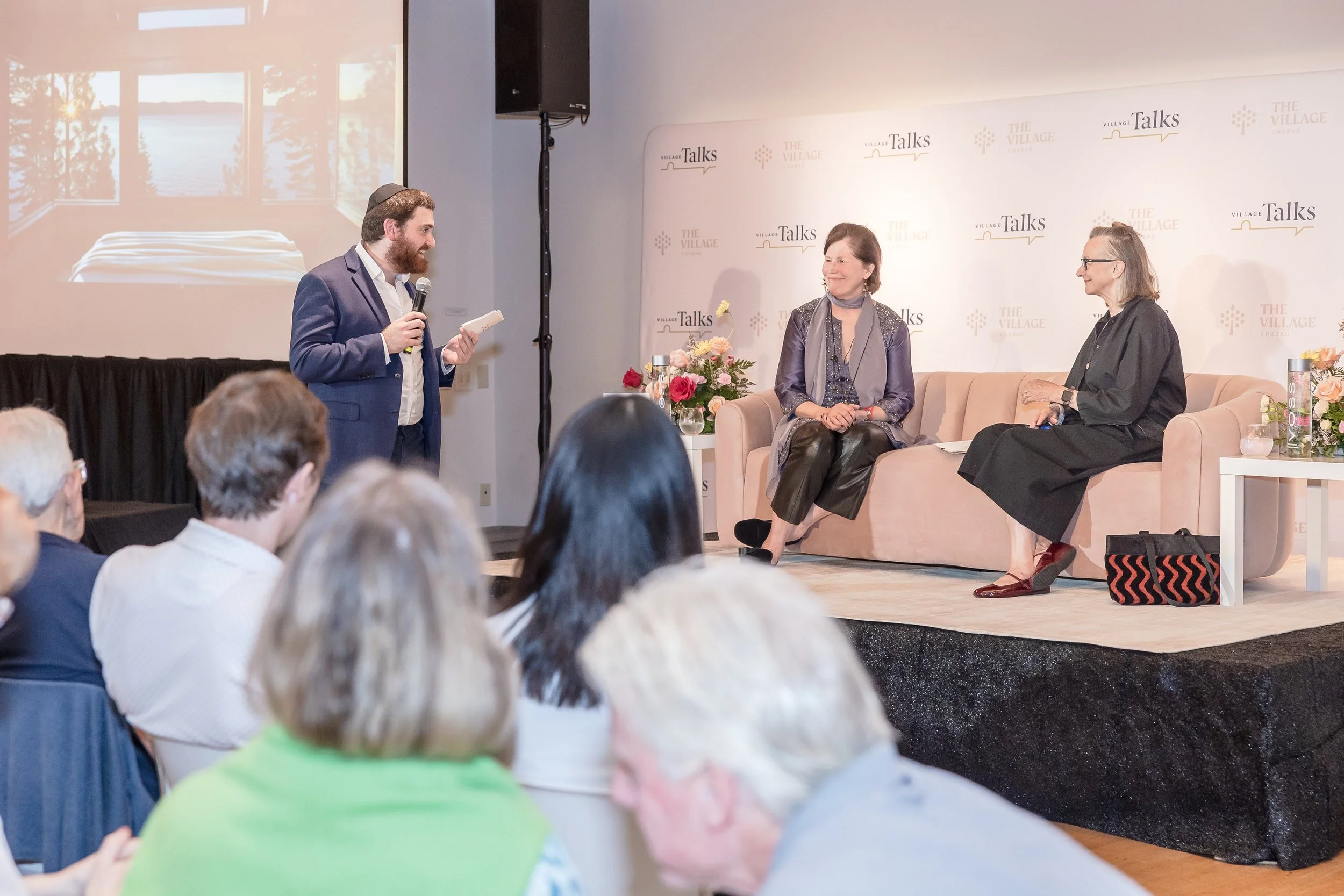 Village Talks #4-9326.jpg