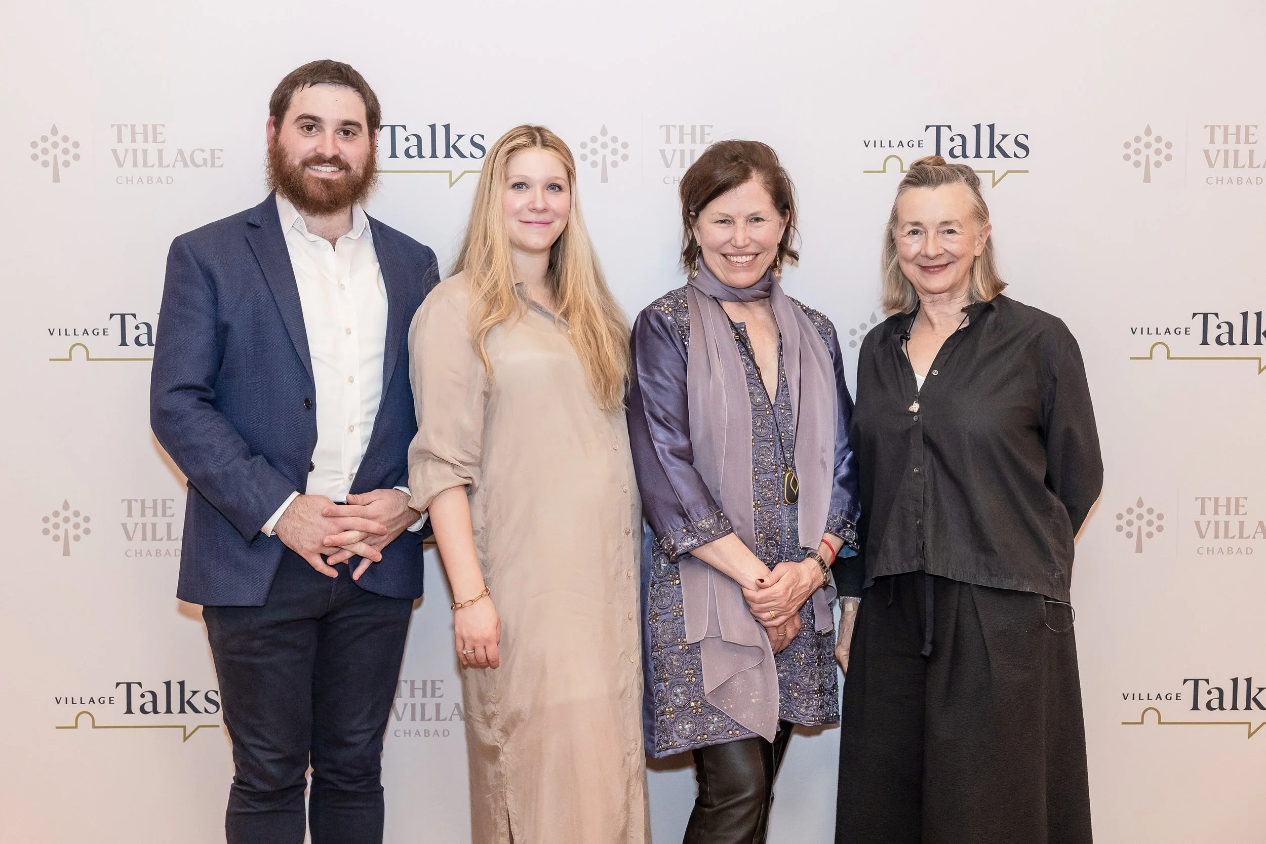 Village Talks #4-9210.jpg