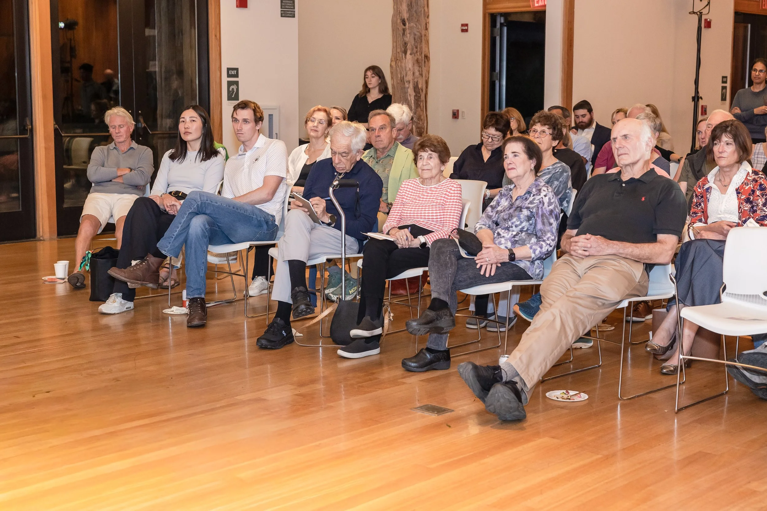 Village Talks #4-9378.jpg