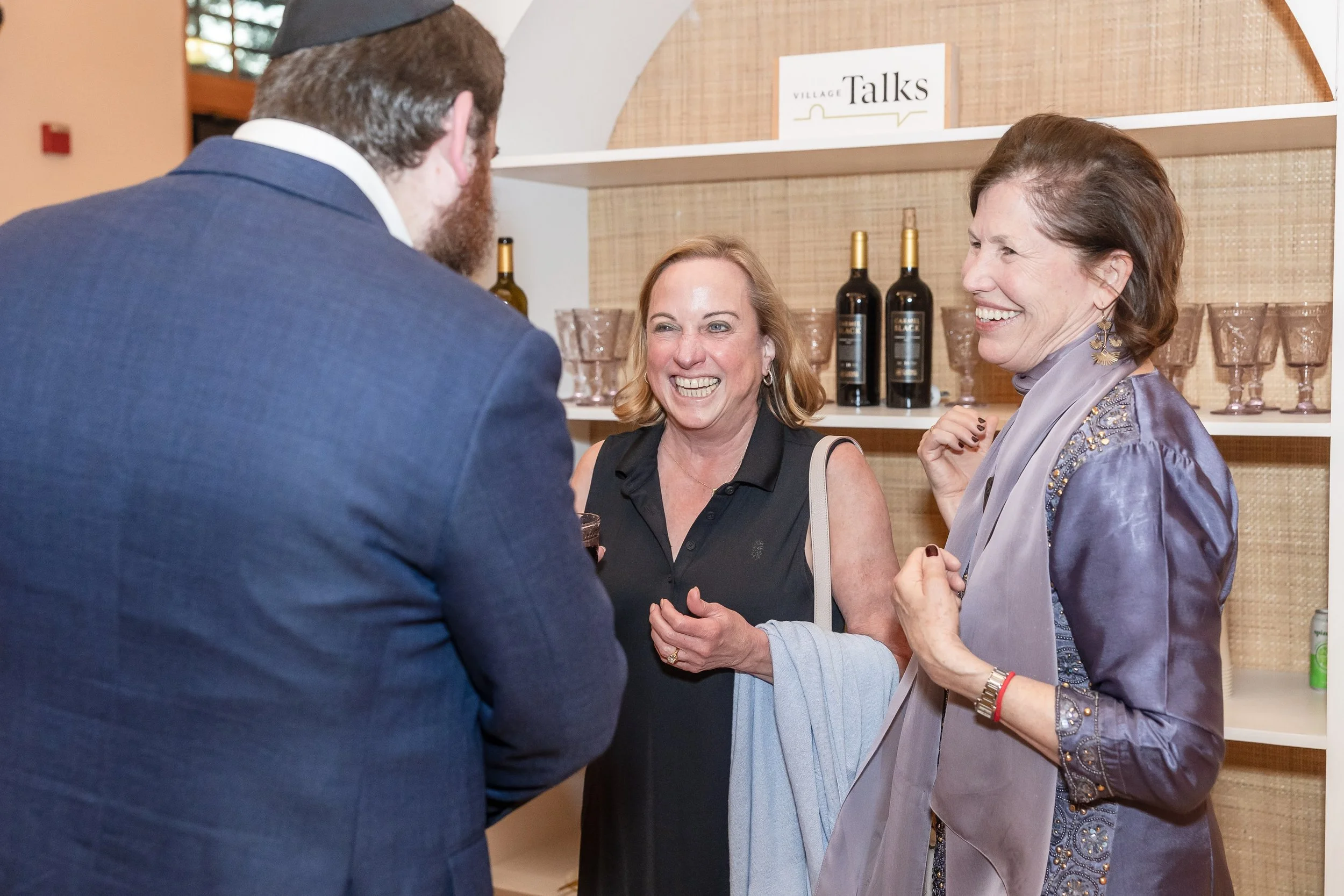 Village Talks #4-9250.jpg