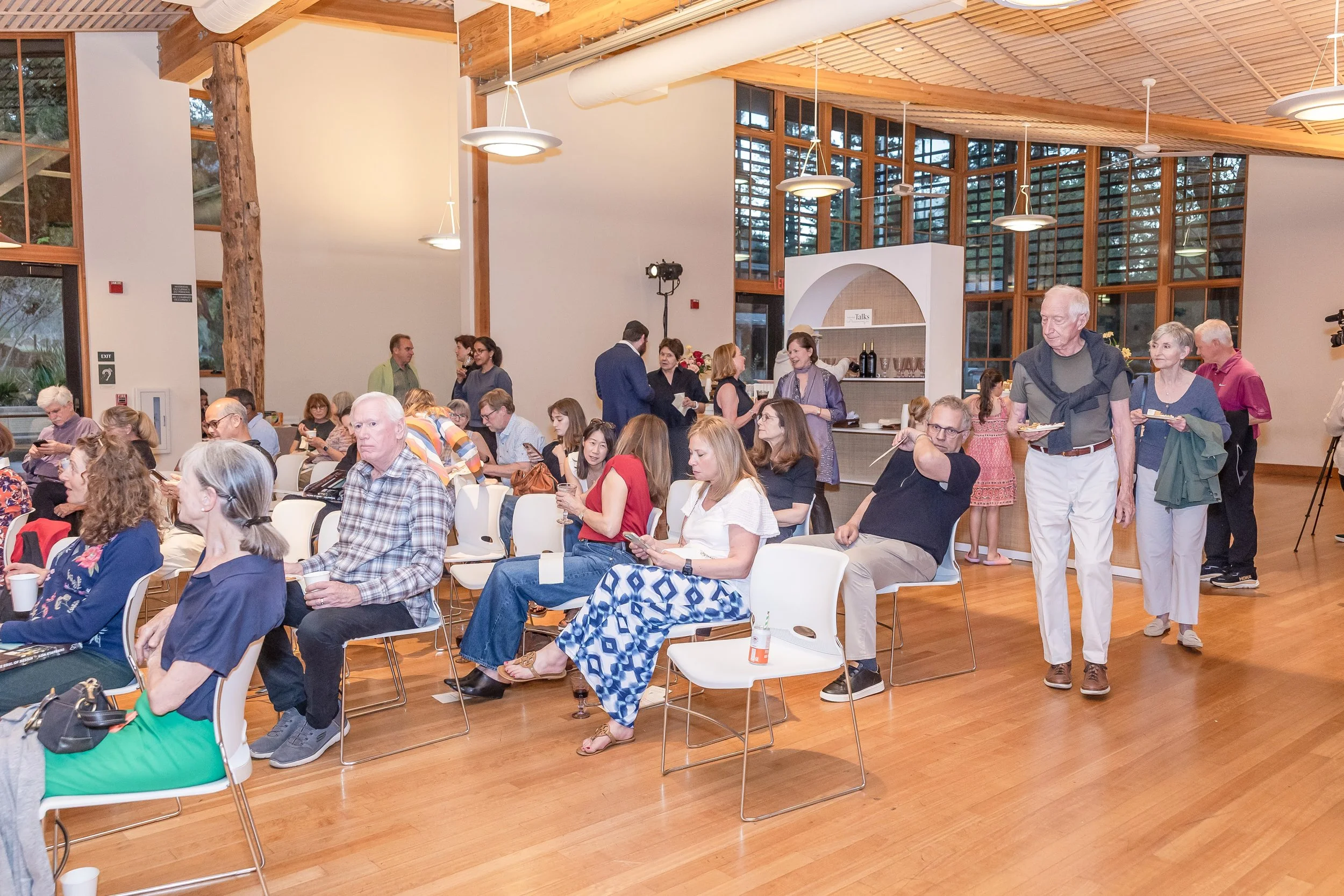 Village Talks #4-9267.jpg