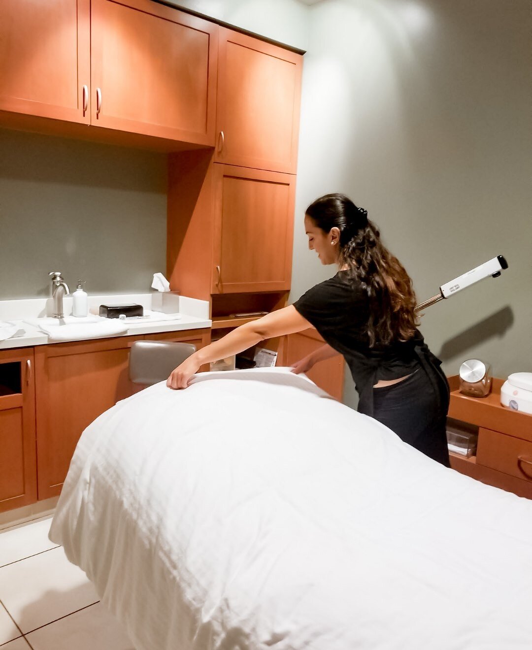What is your favorite ME SPA treatment/service? ✨

Our talented team of therapists are here to help you look and feel your best. Tap the link in bio to book your next spa day.