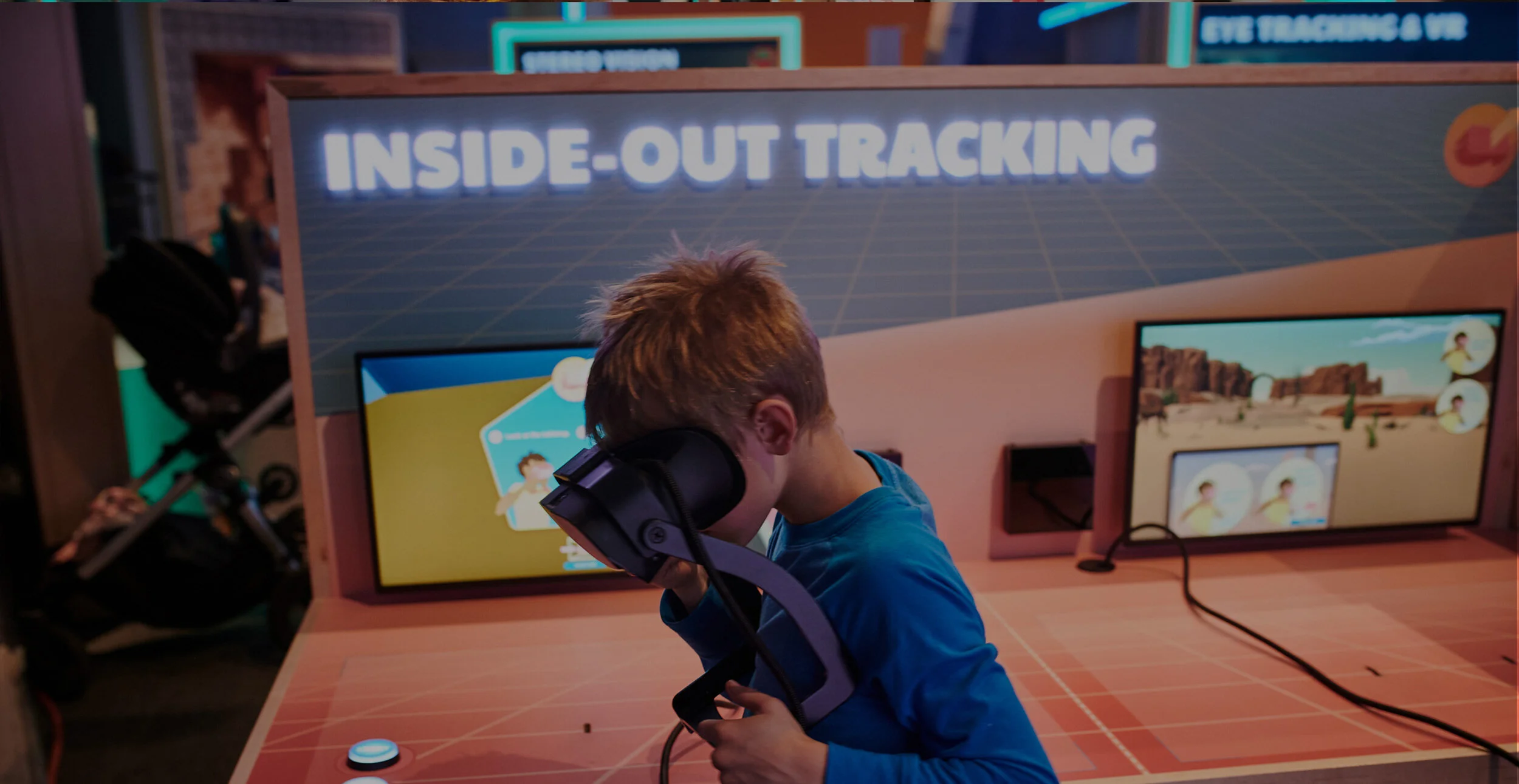 Inside a VR Headset — Virtual Science Center