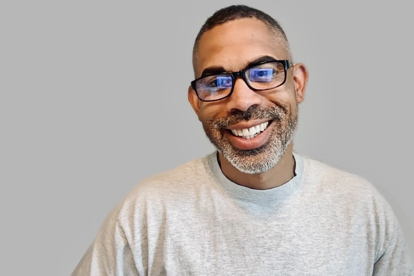 Daniel Bernstrom Headshot 1-Color