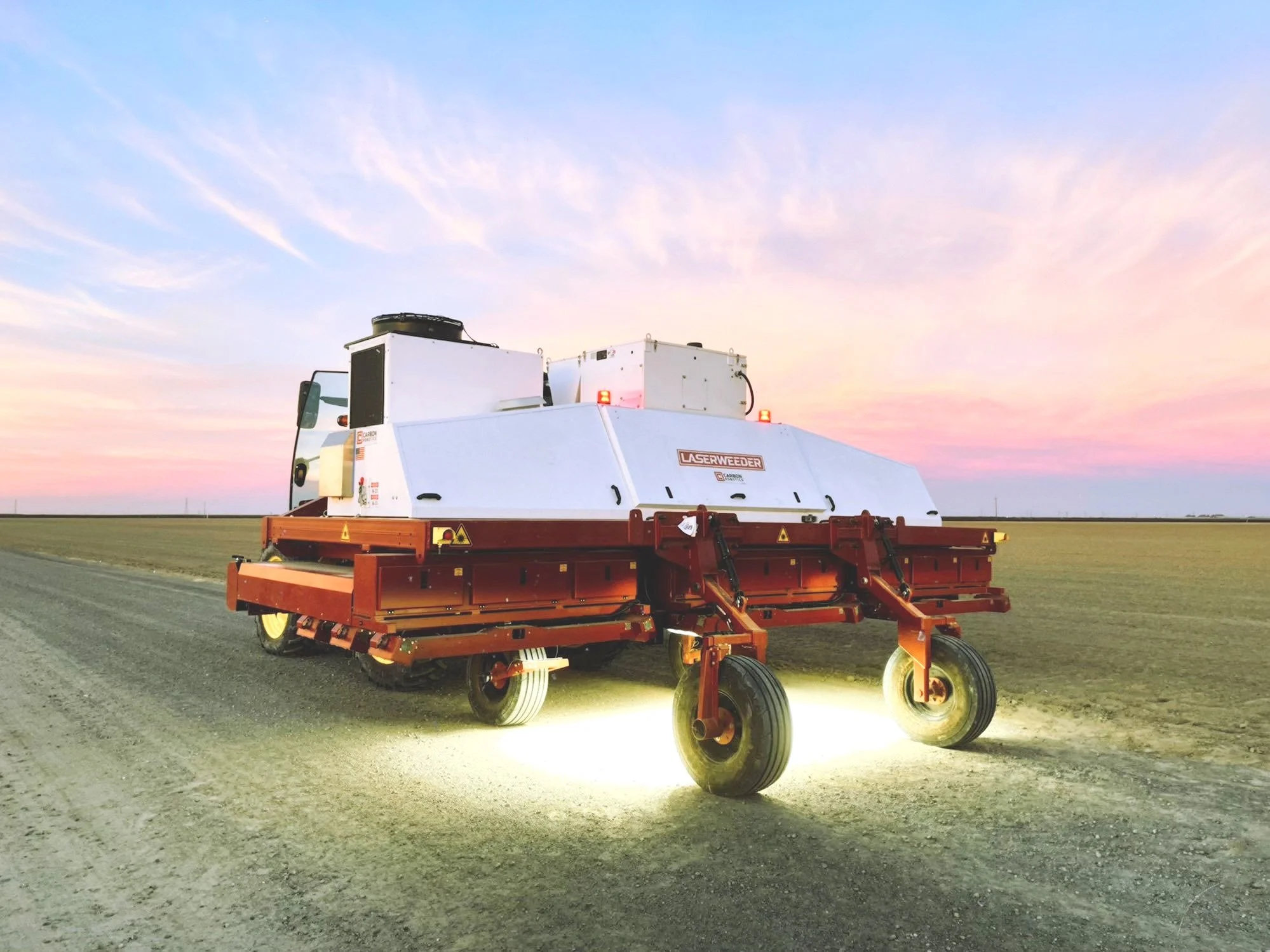 El 70% de los productores de cultivos especializados invierte ahora en robots agrícolas, según un nuevo informe de Western Growers