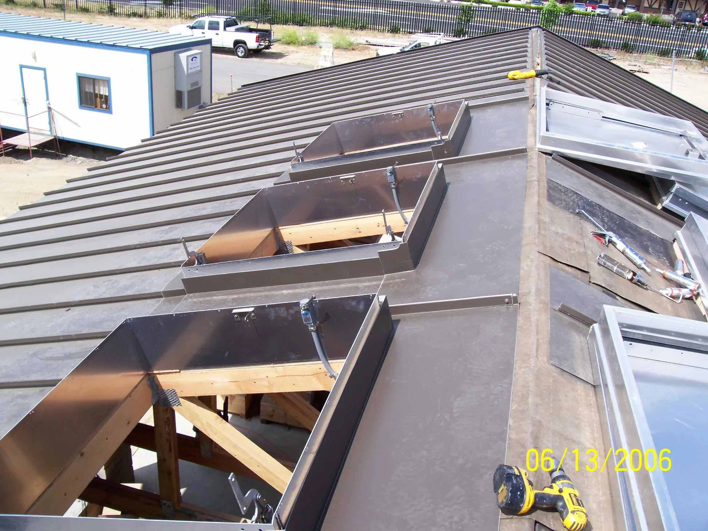 METAL ROOF.jpeg