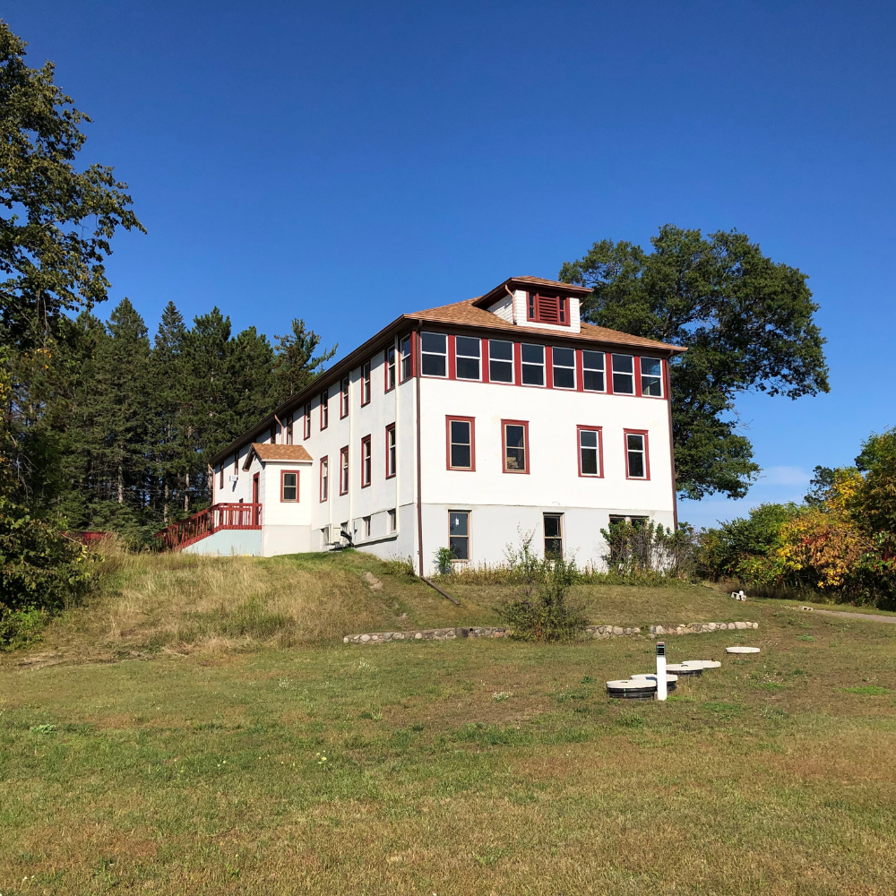 Exterior house (1).png