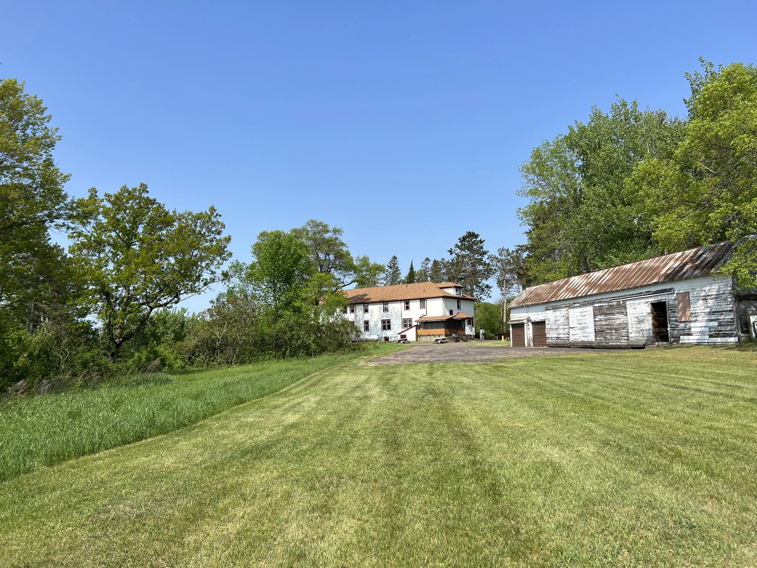 Field Games - 
Large open field for soccer, frisbee, and 4 disc golf holes.