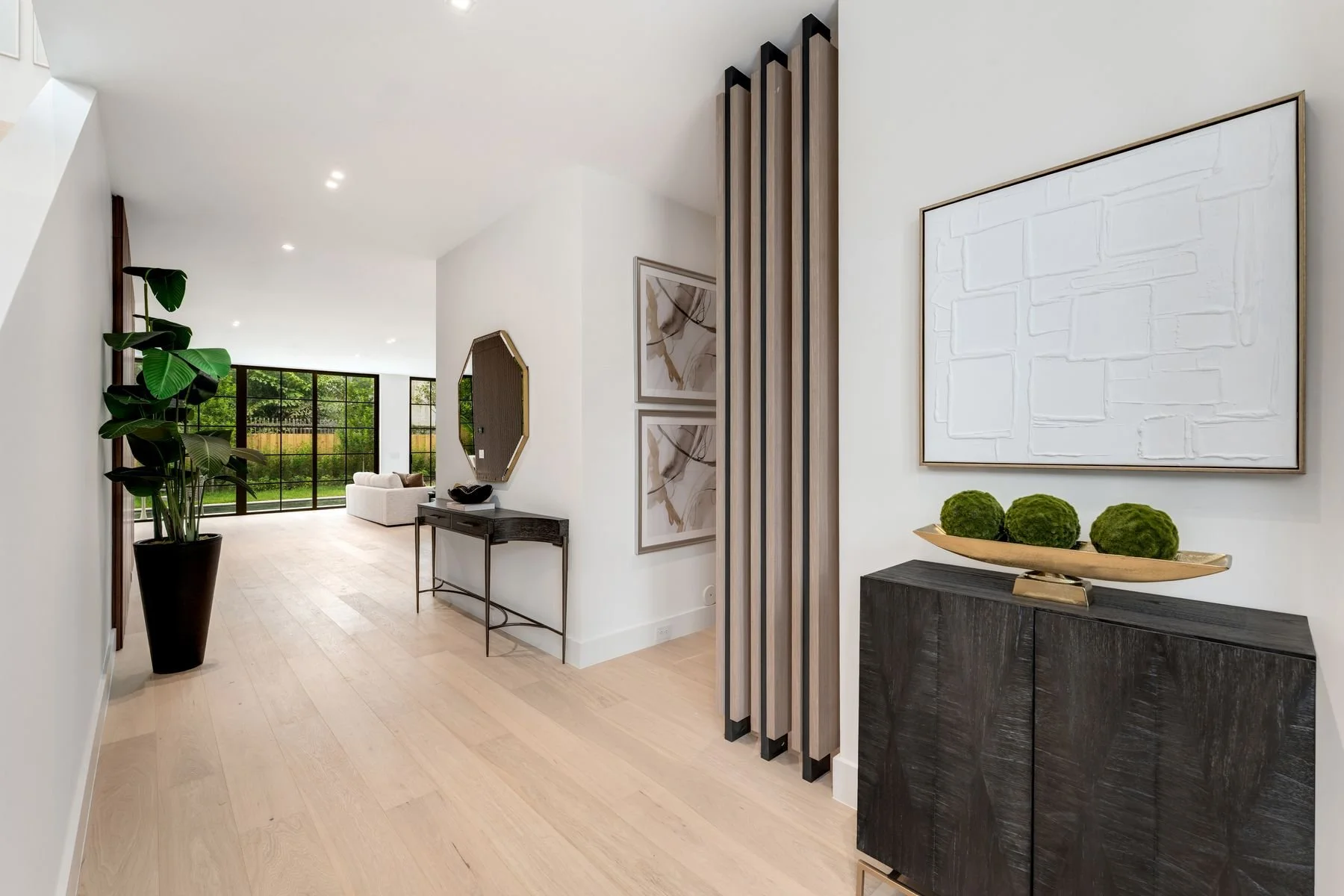 3352 Charles Ave_1oakstudios_05.jpg