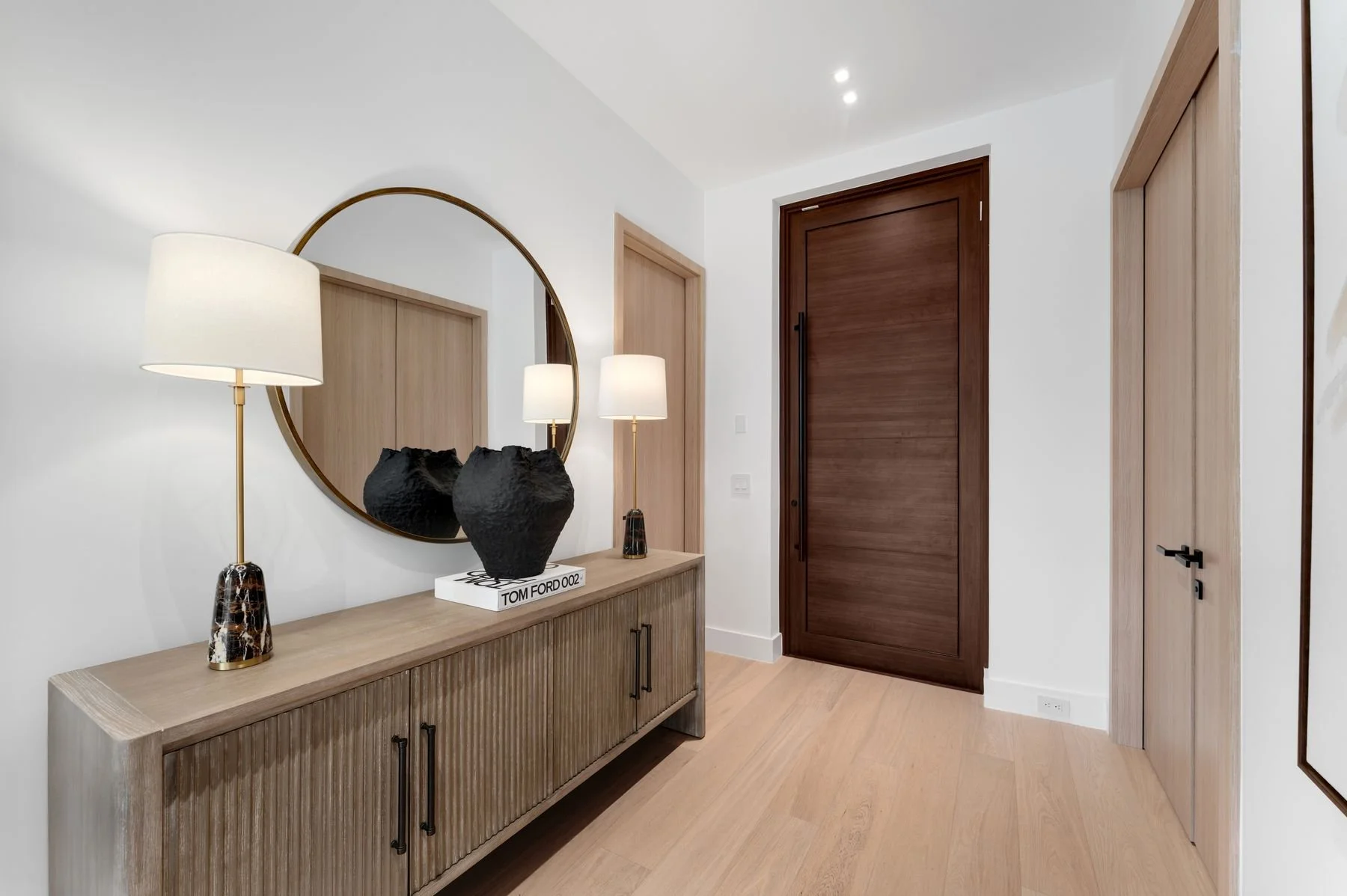 3372 Charles Ave_1oakstudios_04.jpg