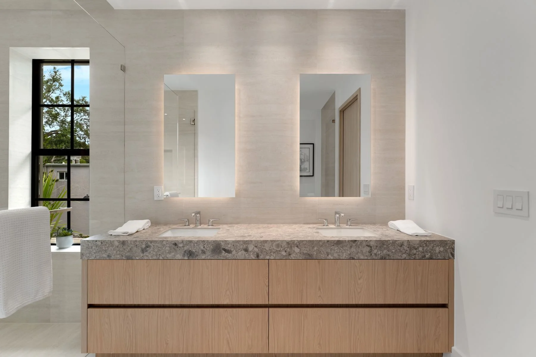 3372 Charles Ave_1oakstudios_24.jpg