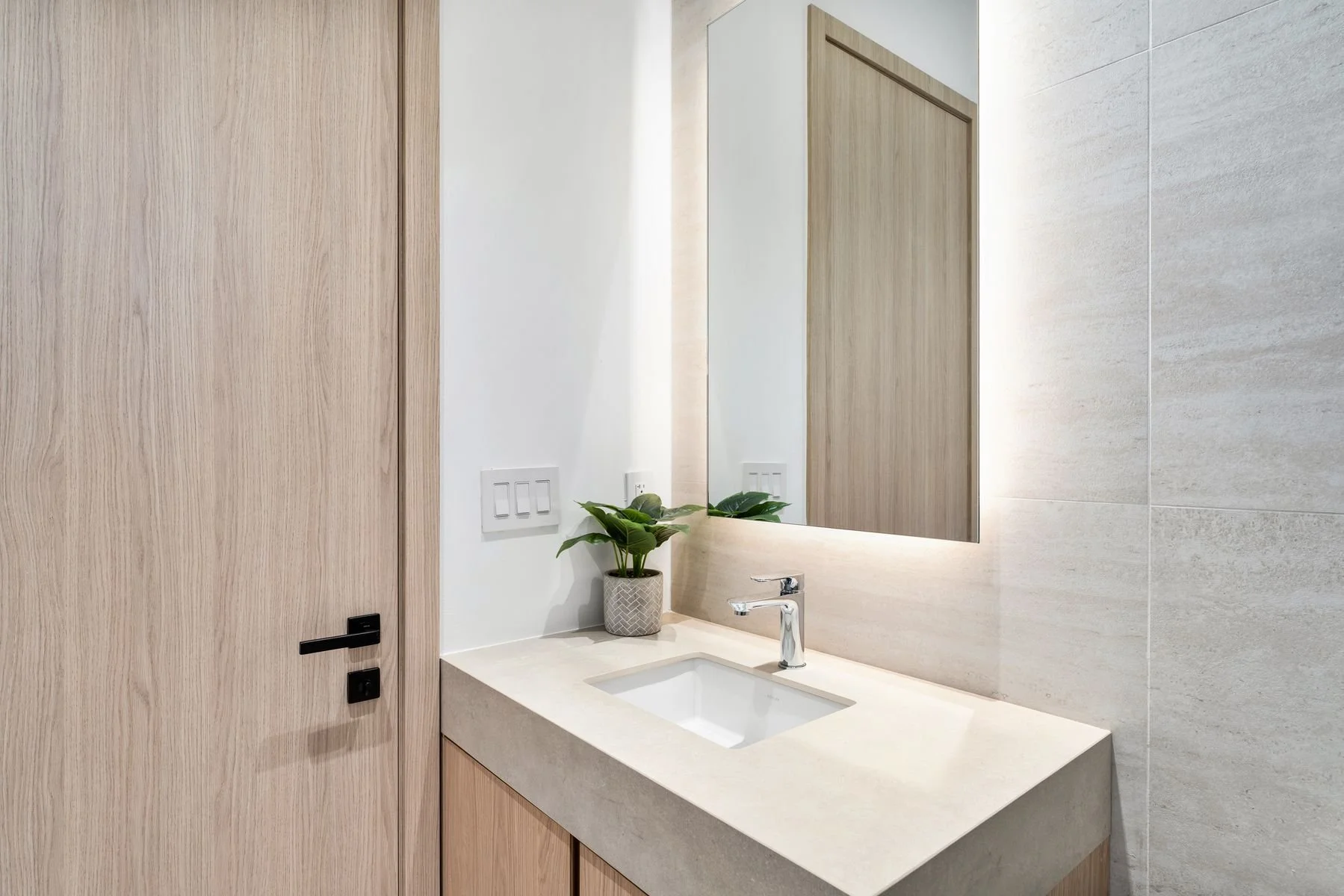 3372 Charles Ave_1oakstudios_35.jpg