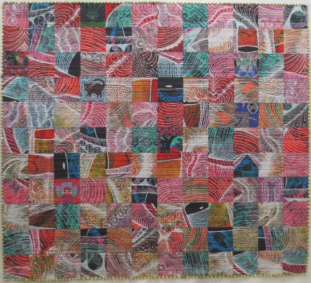 FRACTURED CATS WITH BUTTON BORDER