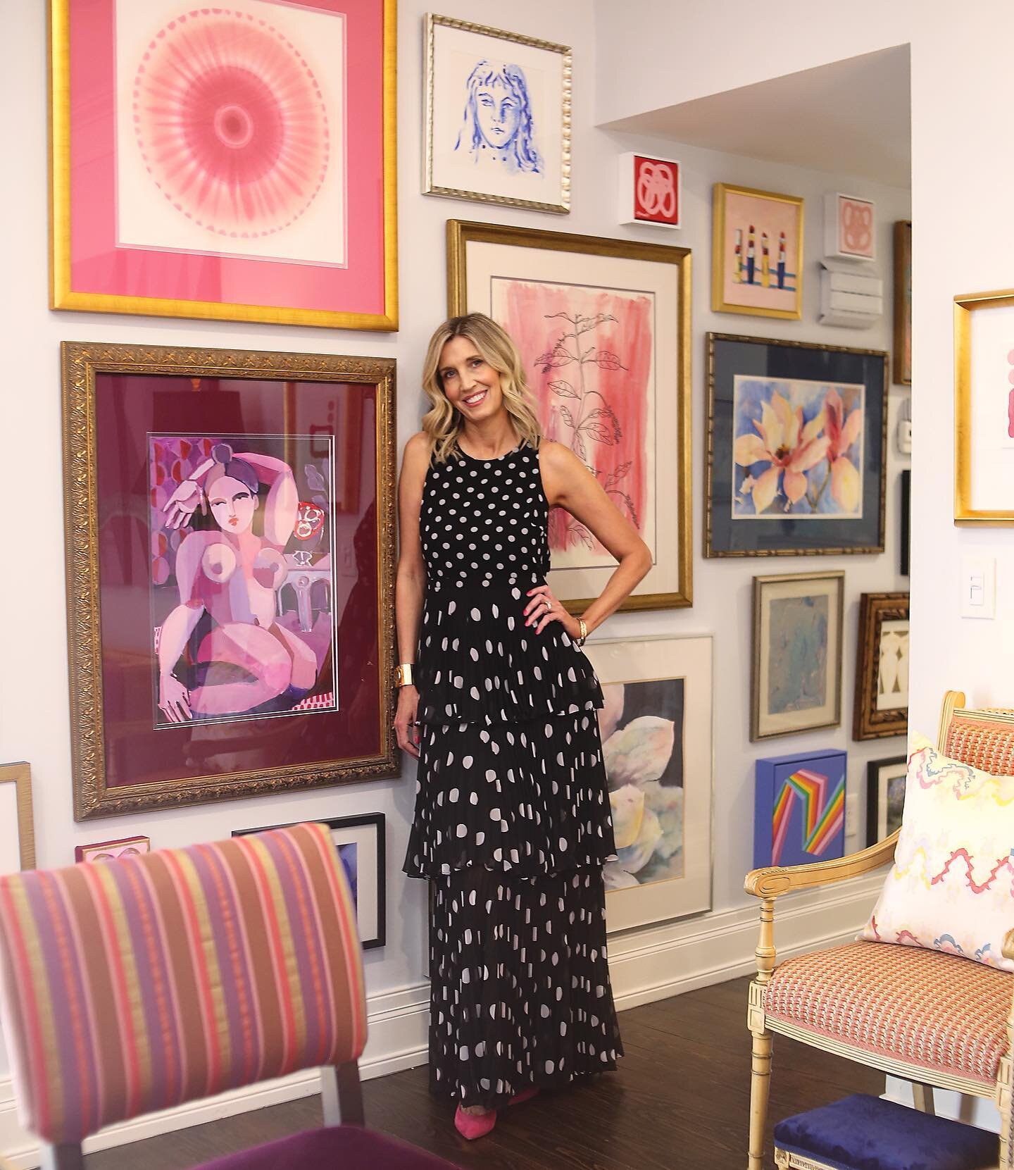Big thanks to my friends @lizlidgettgallery for featuring my home and thoughts on art collecting on their blog! (Link in bio) Like me, Tina and Liz believe that buying original art should be a fun experience for the client! They make it super easy, f
