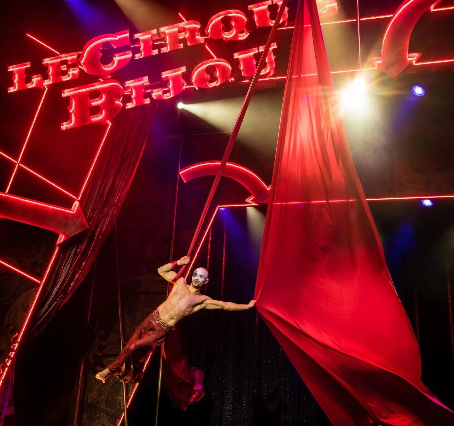 NCL - LE CIRQUE BIJOU