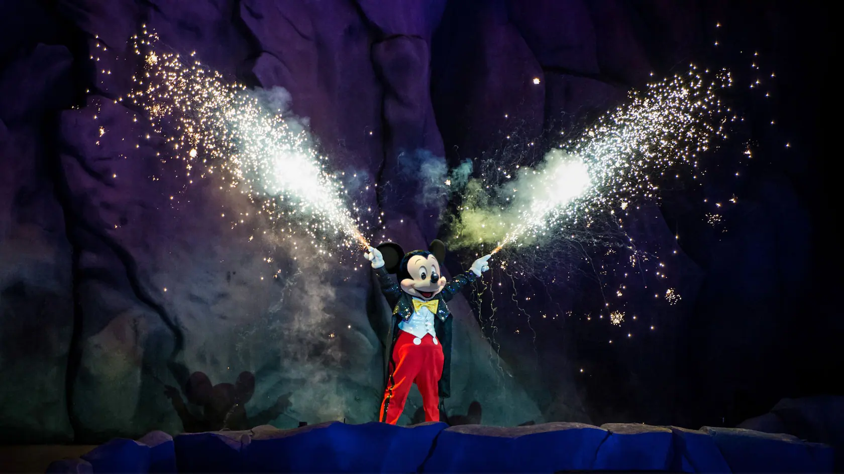 Return Date Announced For Fantasmic! 