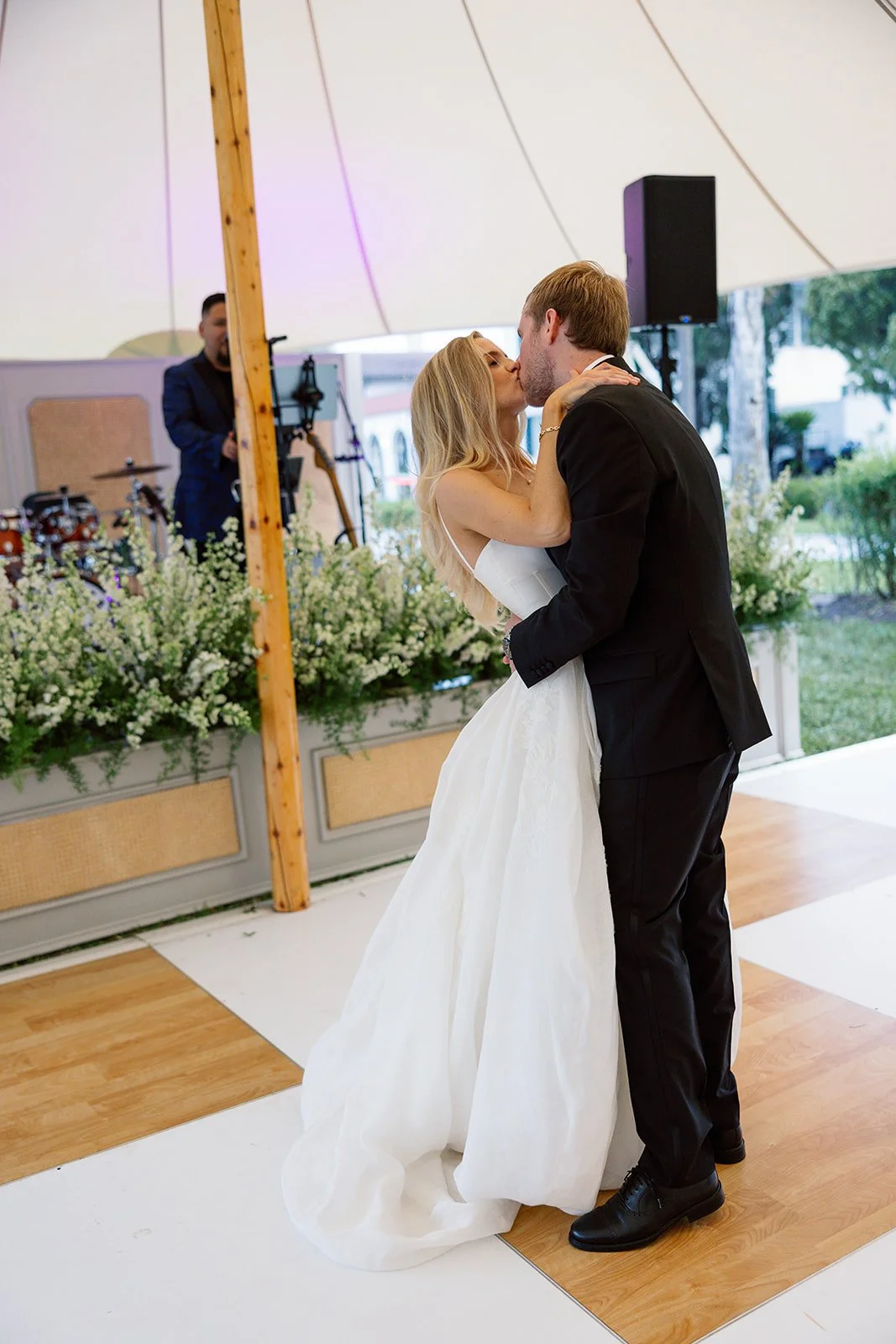 9. RECEPTION97.jpg