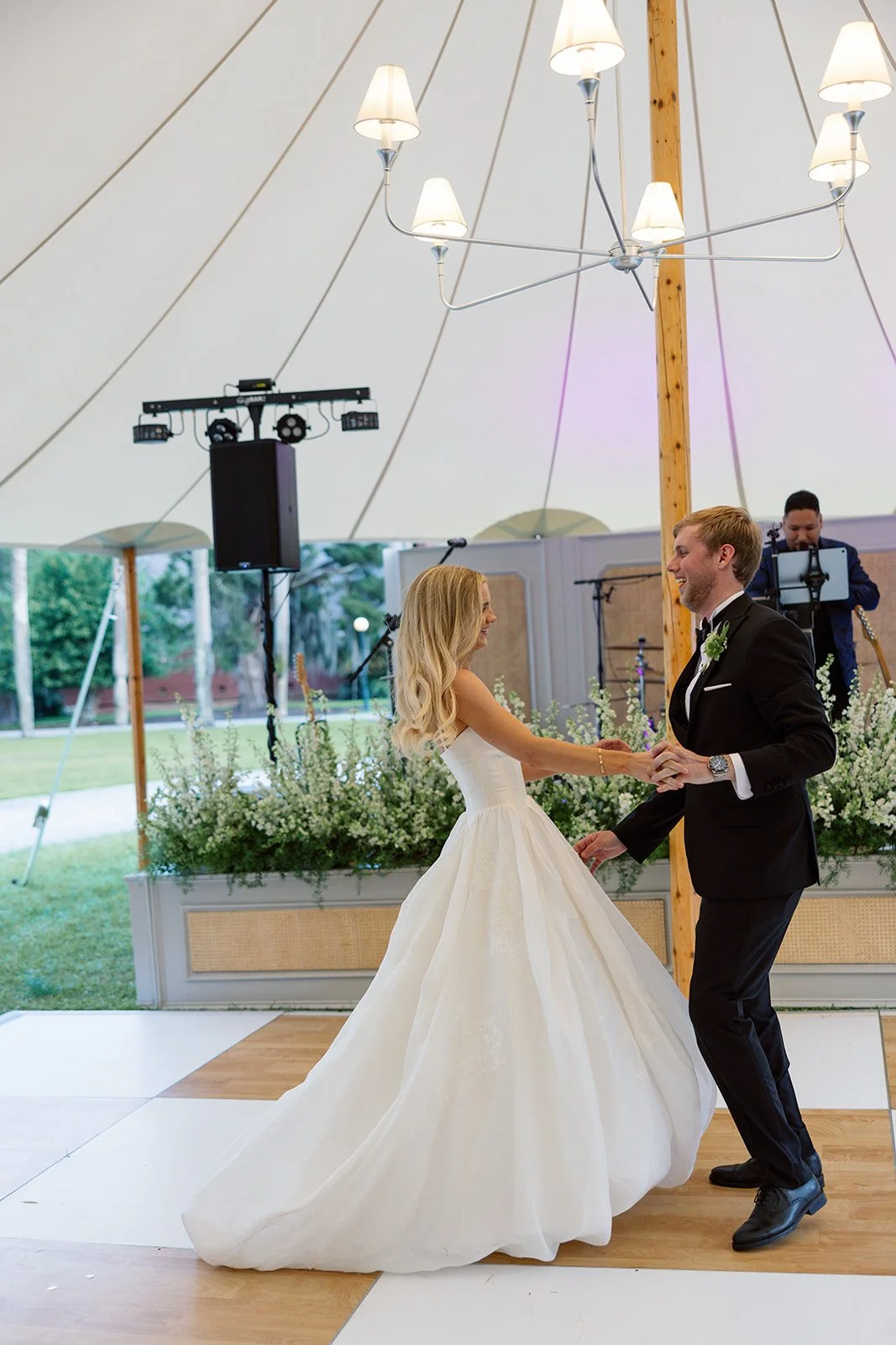 9. RECEPTION79.jpg