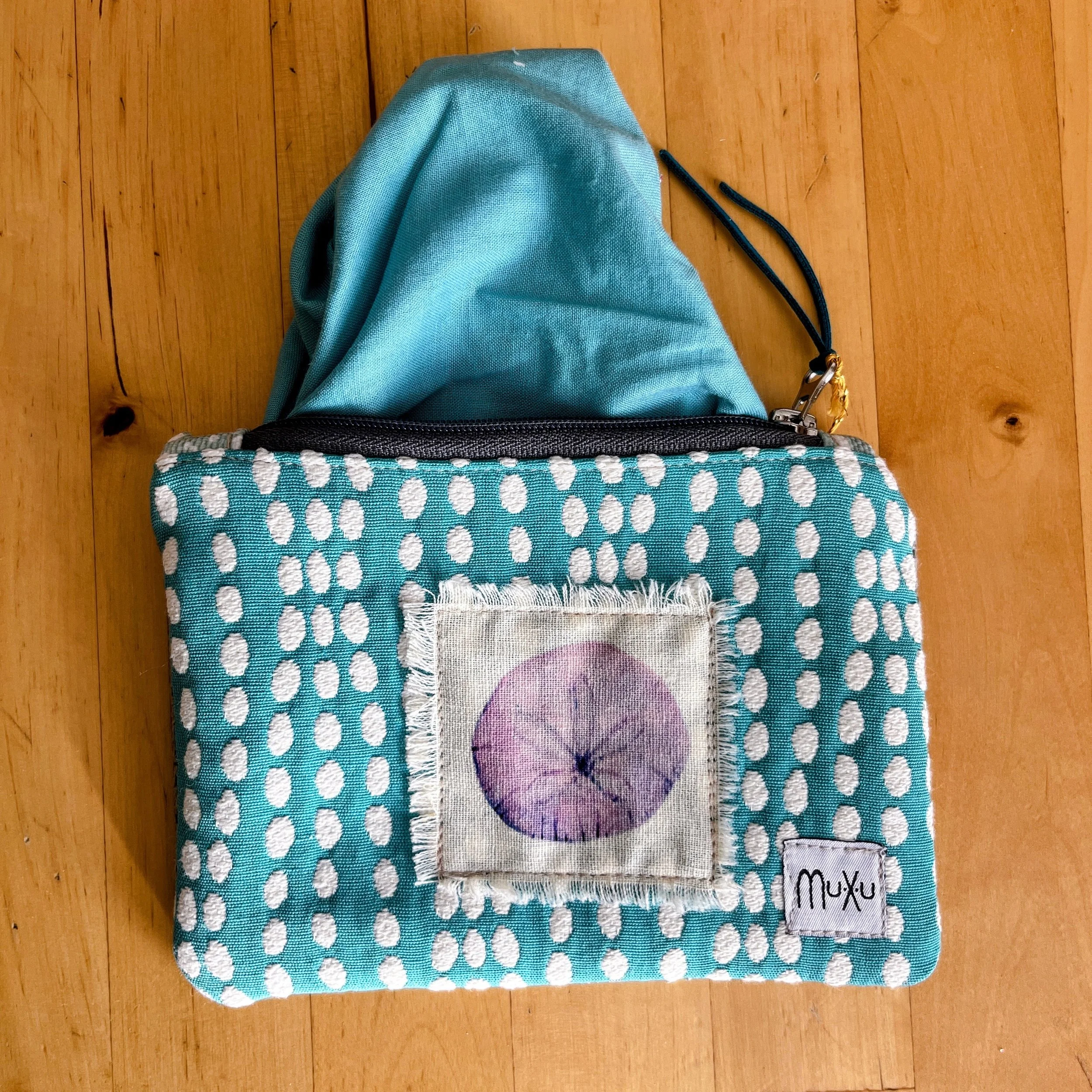 Handmade Zipper Pouch with Watercolors Print: Sand dollar