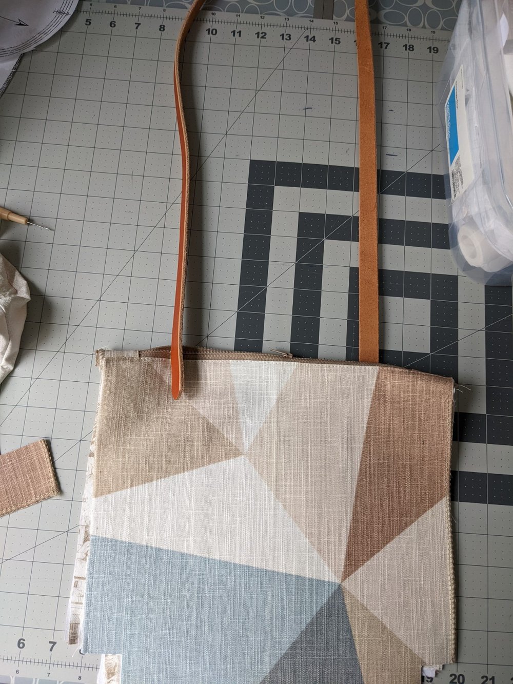 Asymmetrical Zipper Tassel Accent Cross Body Bag – Trendeology