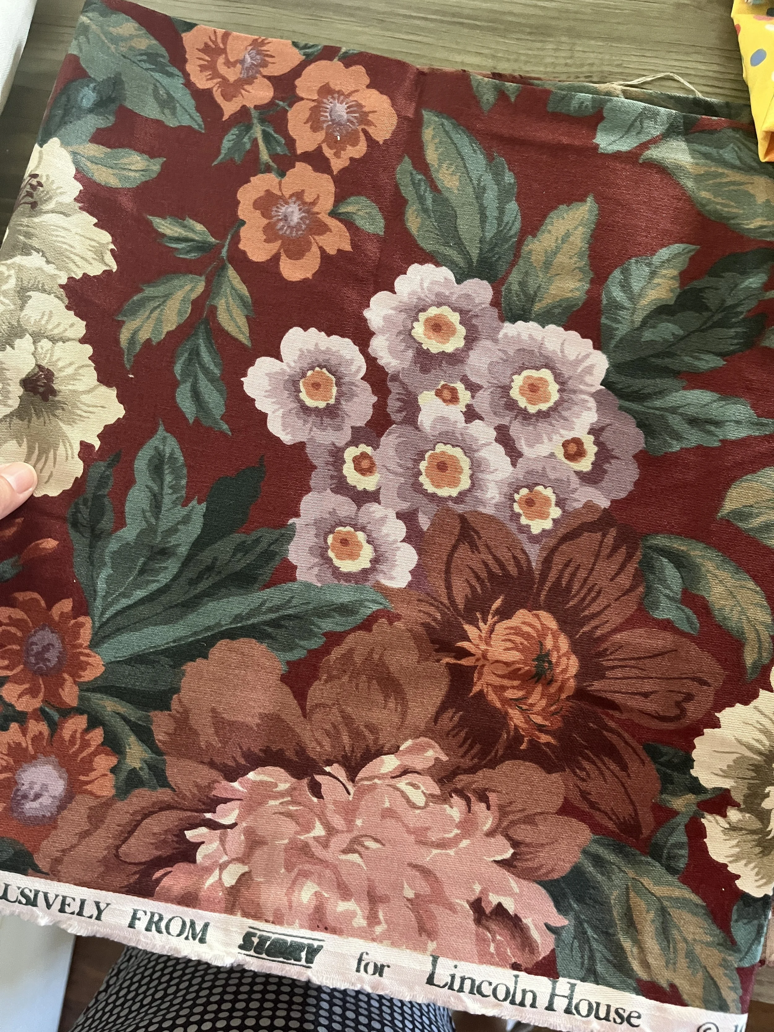 Floral 100% Cotton Upholstery, Accessories. Piece of 2 yards