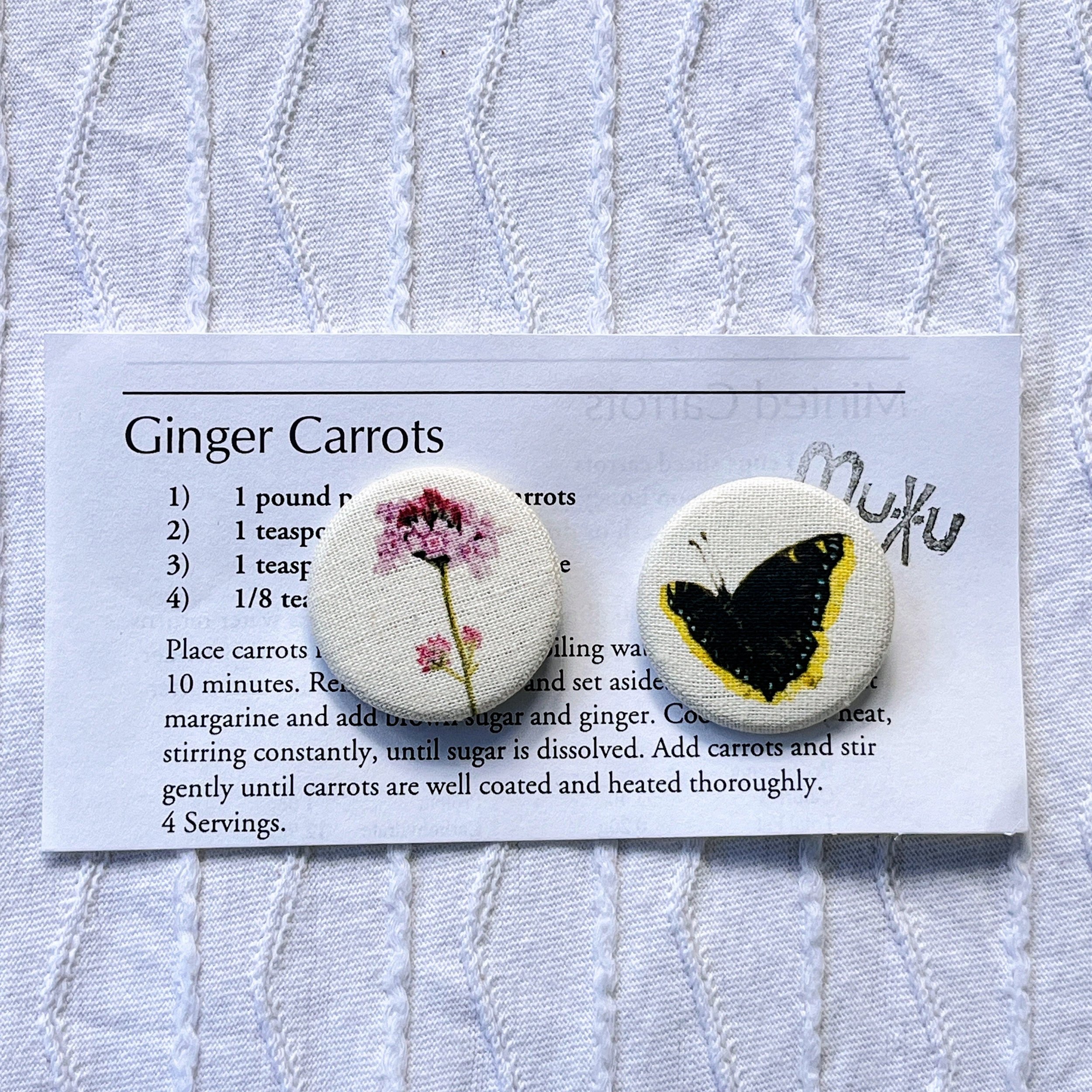 Fabric Pin From Watercolors Print: Art in Miniature, Verbena de la Mina and Mourning Cloak