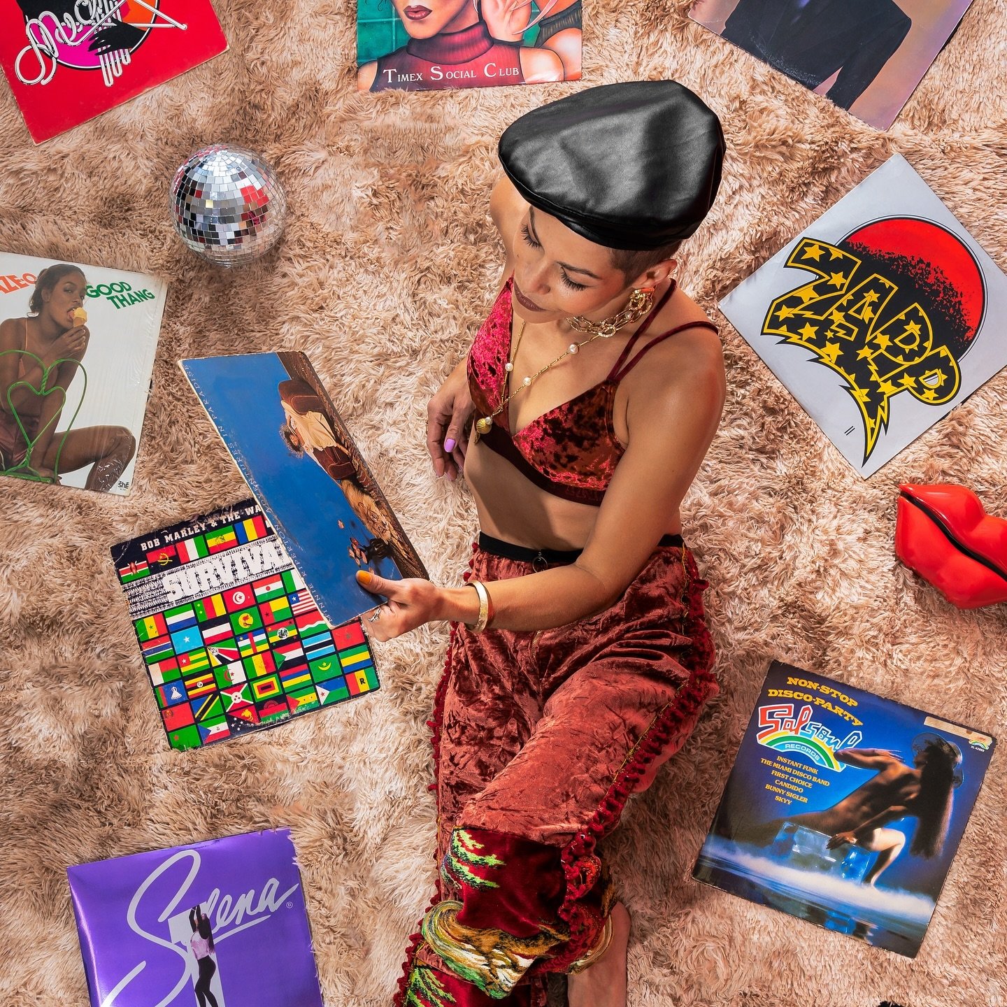 New photo just dropped 🪄✨ Incredible artistry and creative vision by photographer Kim Kovacik (@kimkovacik), creative director Kendra Jamaica (@kinnyfromtheblock) and make-up artist Erica Martens de Hoyos (@lastlookswitherica). Thank you for sharing