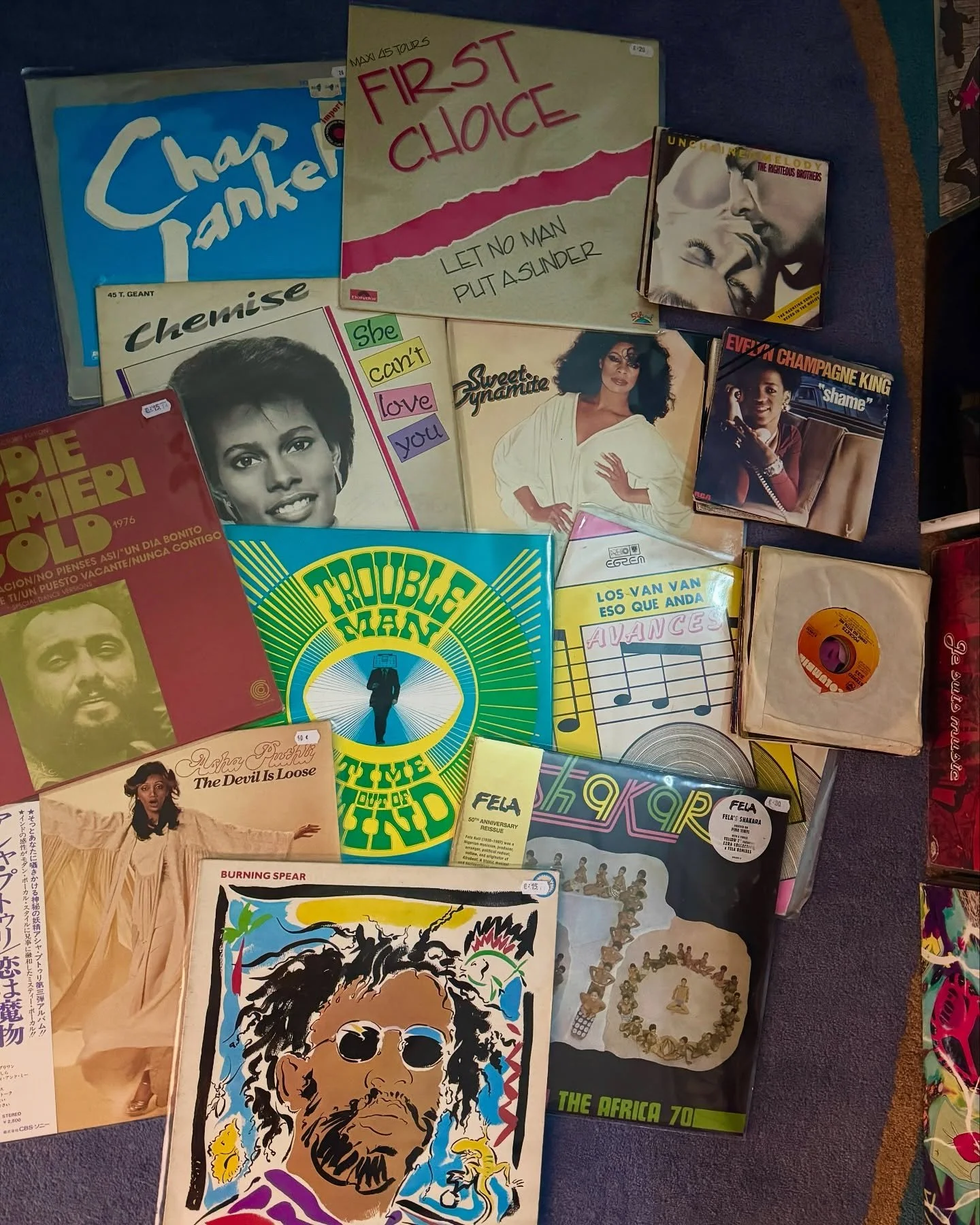 10 out of 10, would do it again. Excellent record shopping in Nice accompanied by moments at the sea, an incredible sunset performance by Polo y Pan and an overnight trip to visit friends in Montpellier. ⛱️🎛️🚆 S/O and gratitude to record shops @kos