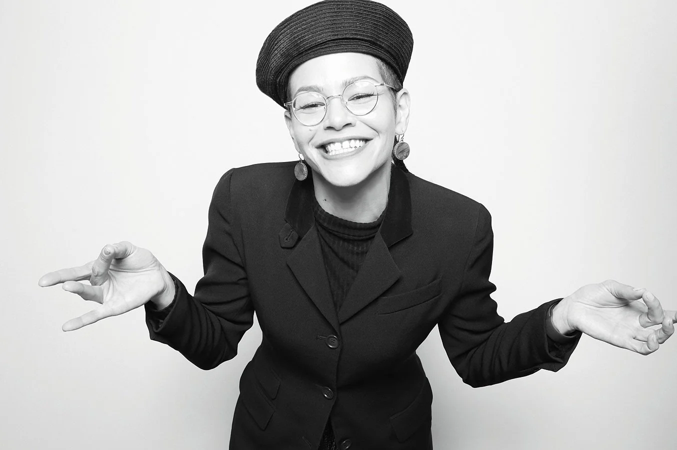 GRATITUDE POST❣️ This post is dedicated to everyone who&rsquo;s supported me and my artistic endeavors over the years&mdash; family, friends, clients and colleagues alike. THANK YOU SO MUCH! 2026 is about expansion, digging deep and reaching new heig