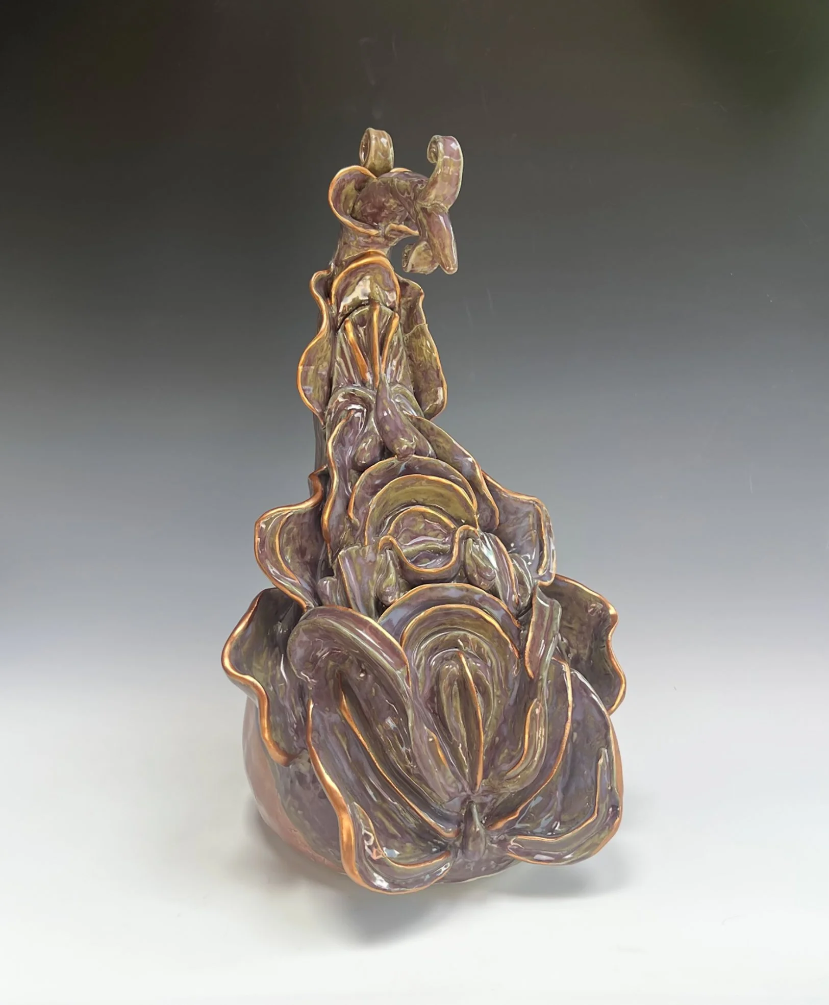 Aubrey_Maurer_Ornate_Awakening_Medium_Clay 10_Wx18_Hx10_D2025 .jpg