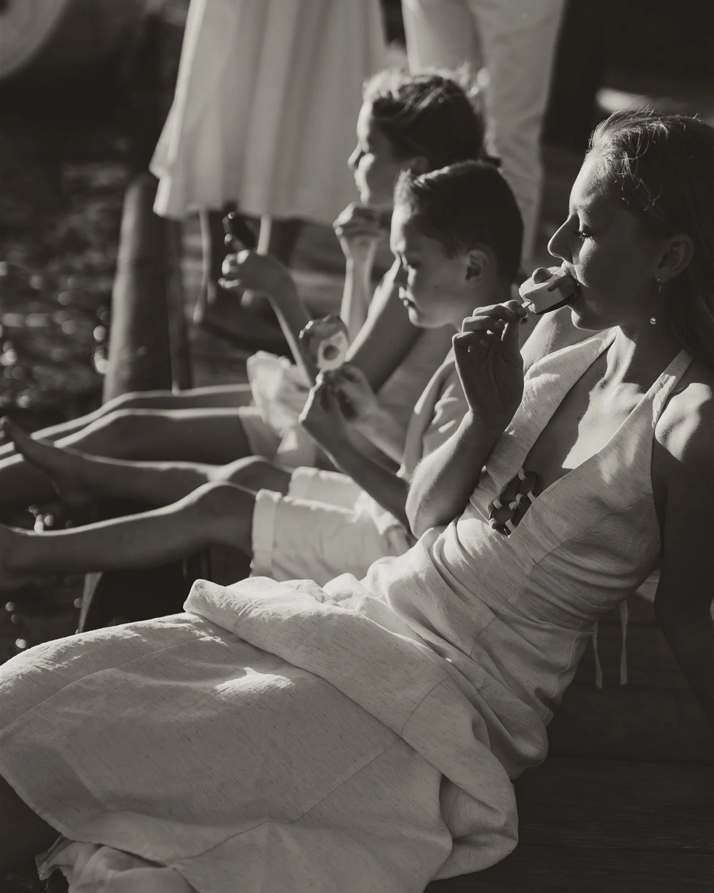 Sunshine, laughter, sticky ice cream fingers, and those in-between moments that tell your family&rsquo;s story ☀️🍦

That&rsquo;s what these sessions are all about. Capturing you just as you are, soaking up the good stuff together.

Book your family 