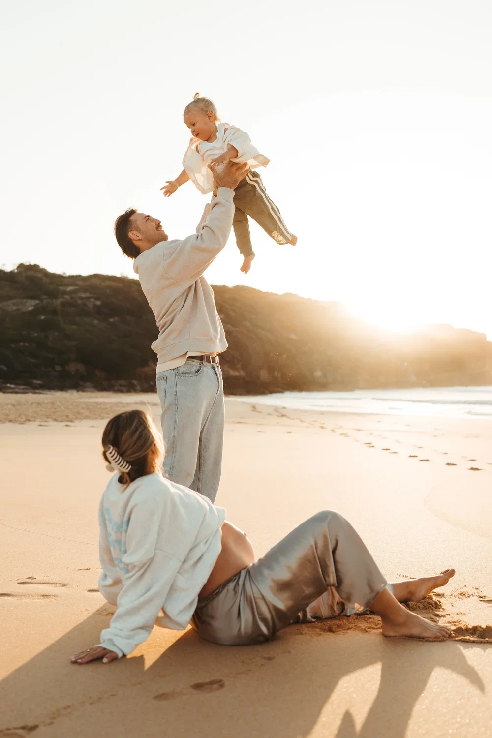 Relaxed maternity and family photography