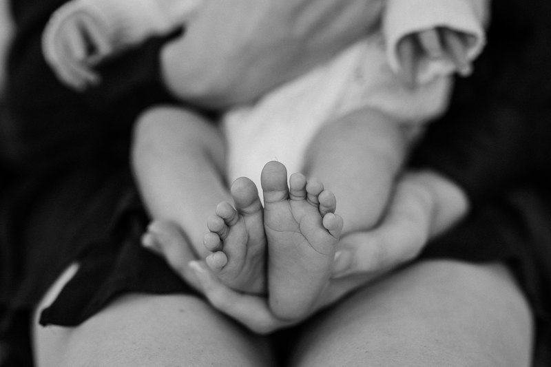 Newborn and family lifestyle in-home photography session