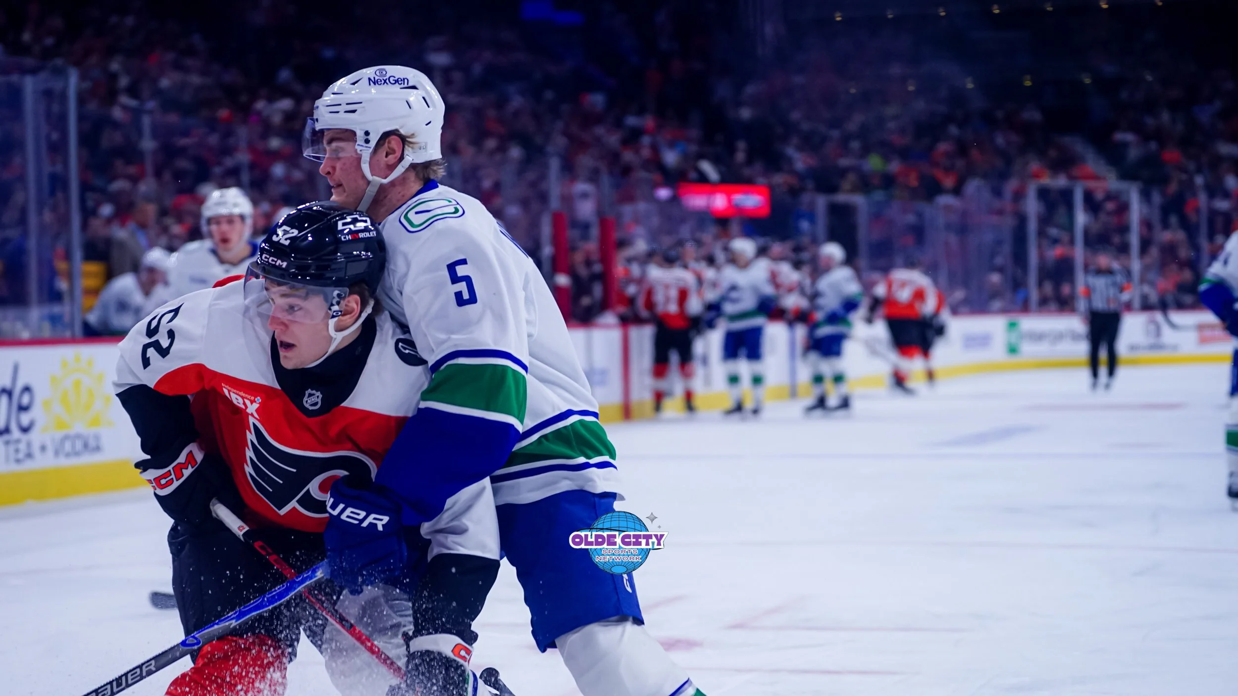 philadelphia-flyers-vs-vancouver-canucks-12-22-25_55000972235_o.jpg