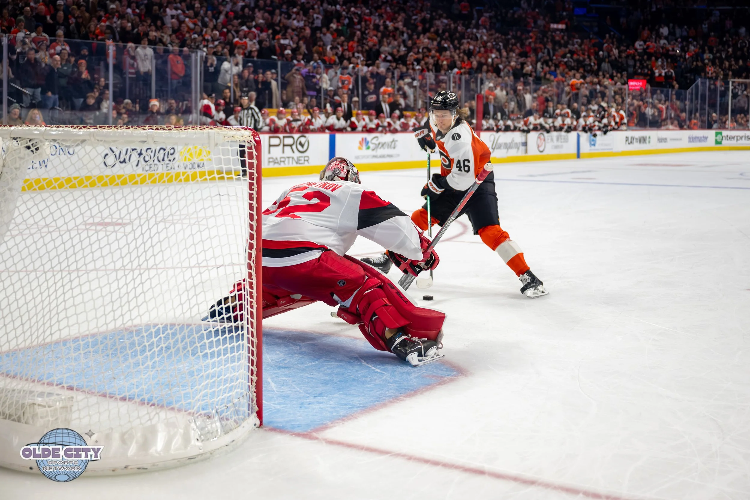 NHL Philadelphia Flyers v Carolina Hurricanes 12-13-25 06732.jpg