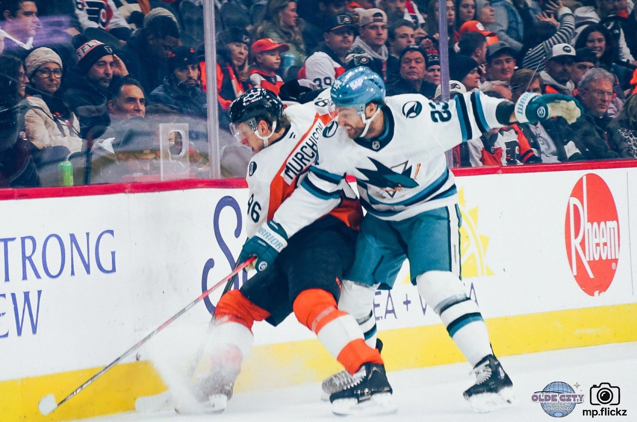 philadelphia-flyers-vs-san-jose-sharks-12-9-25_54976616010_o.jpg