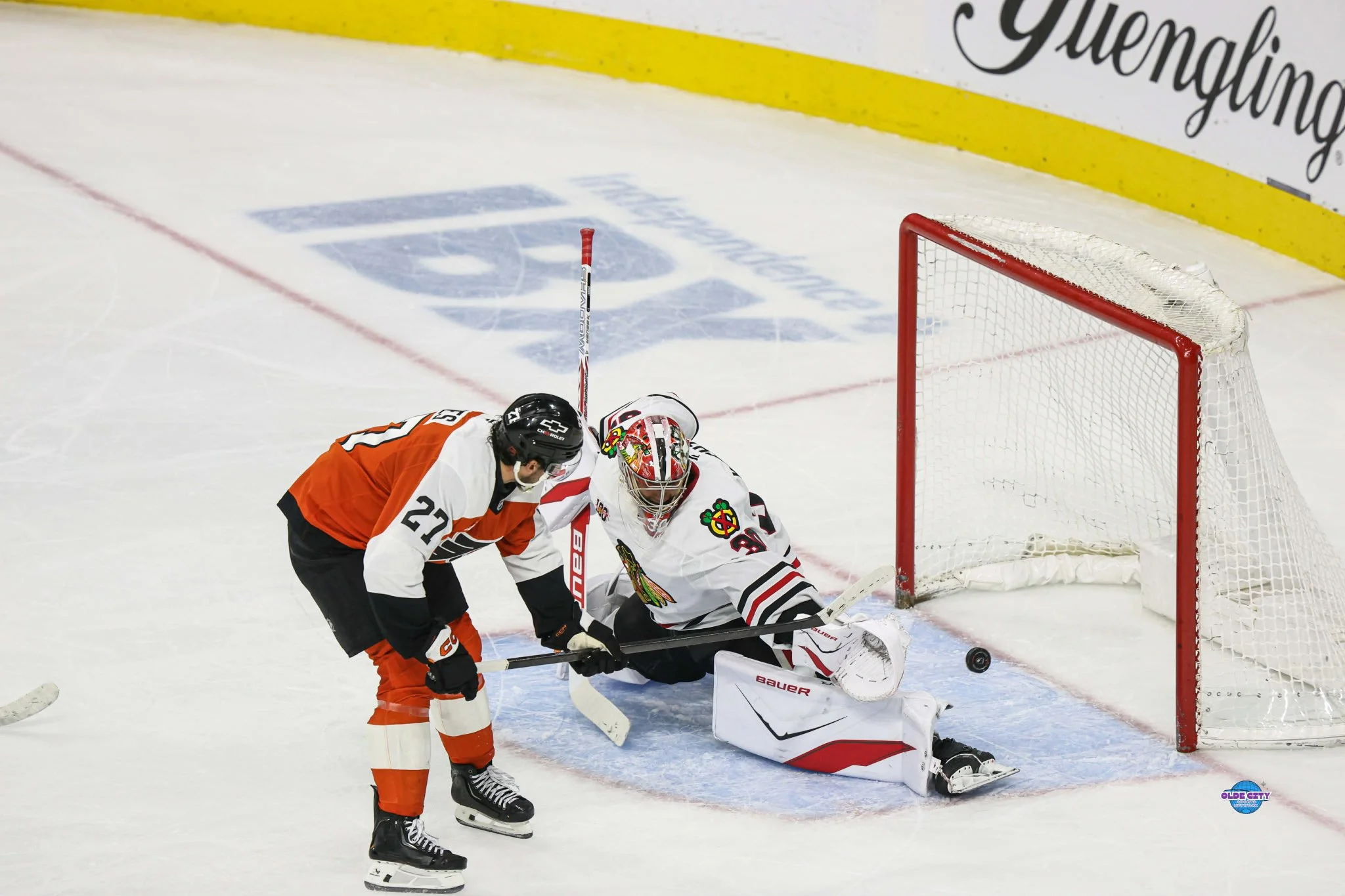 Flyers Clip Hawks Wings